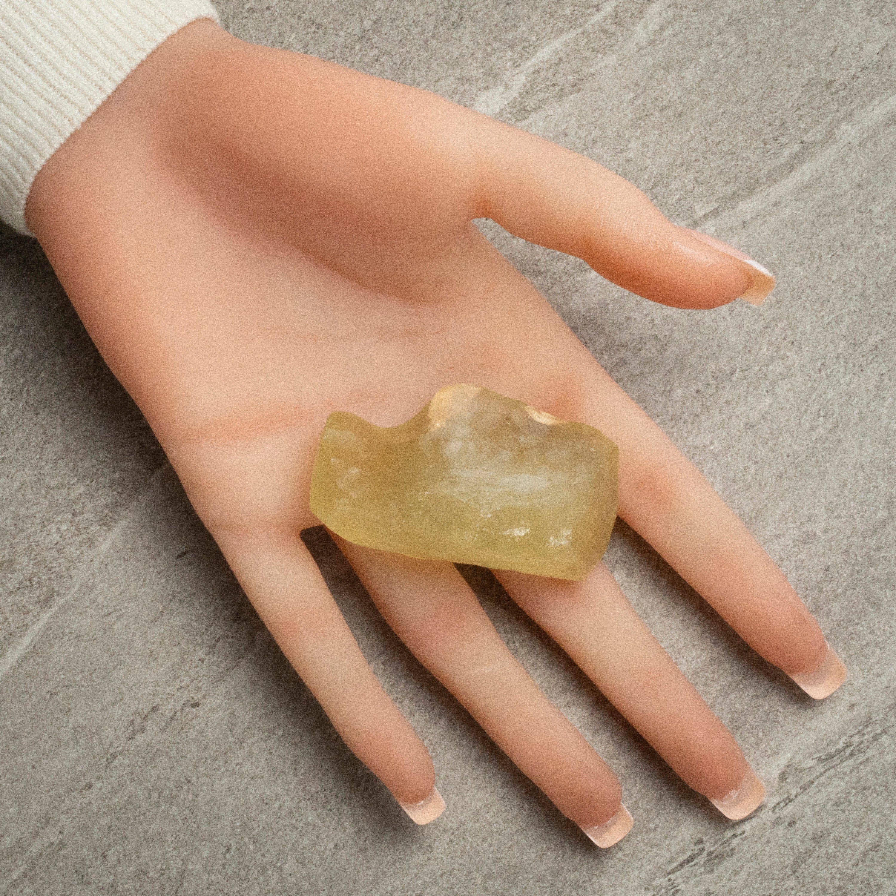 Kalifano Libyan Desert Glass Libyan Desert Glass Tektite - 50 g LG1000.003