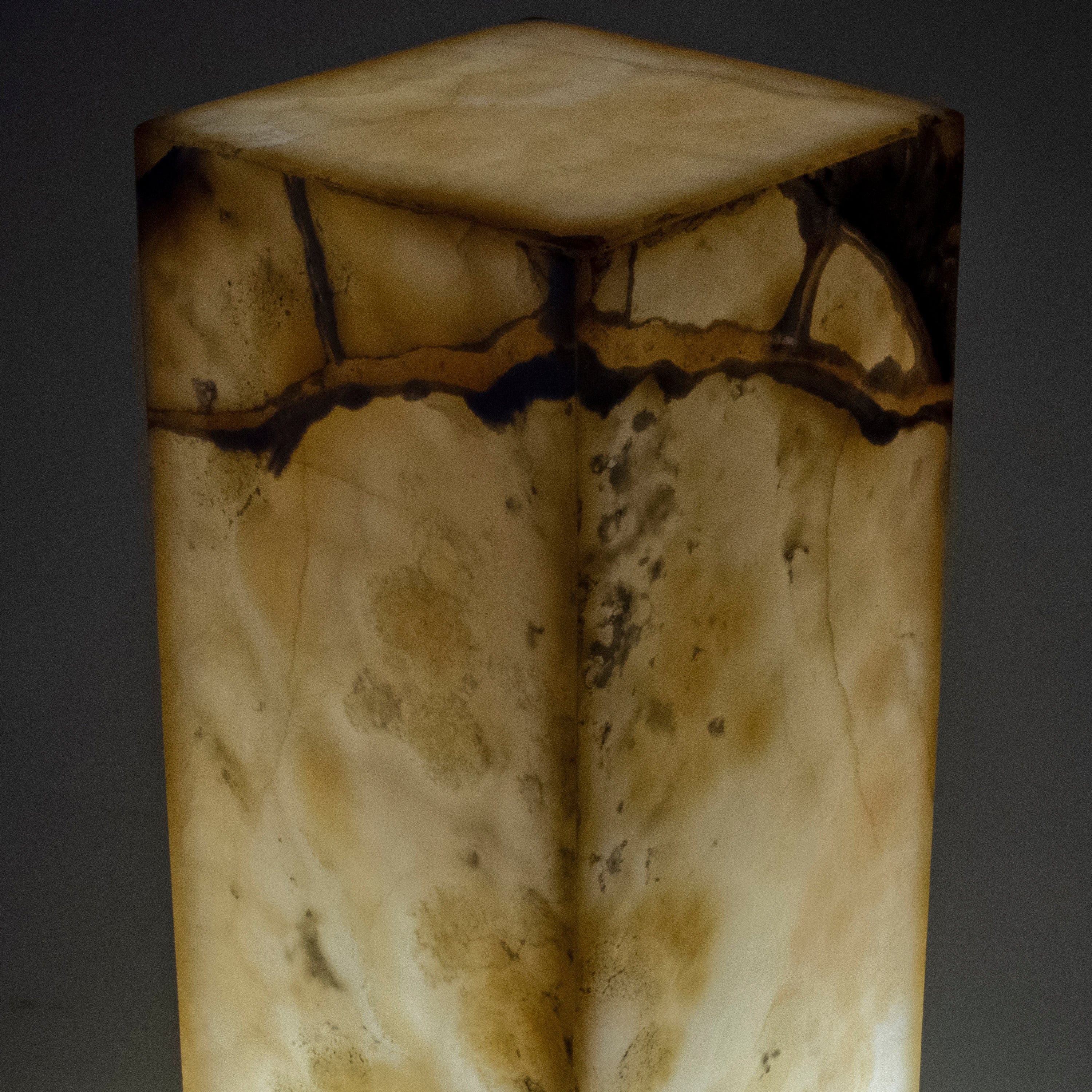 Kalifano Light Towers Natural Onyx Lamp Light Tower - 16" LT40X15.072