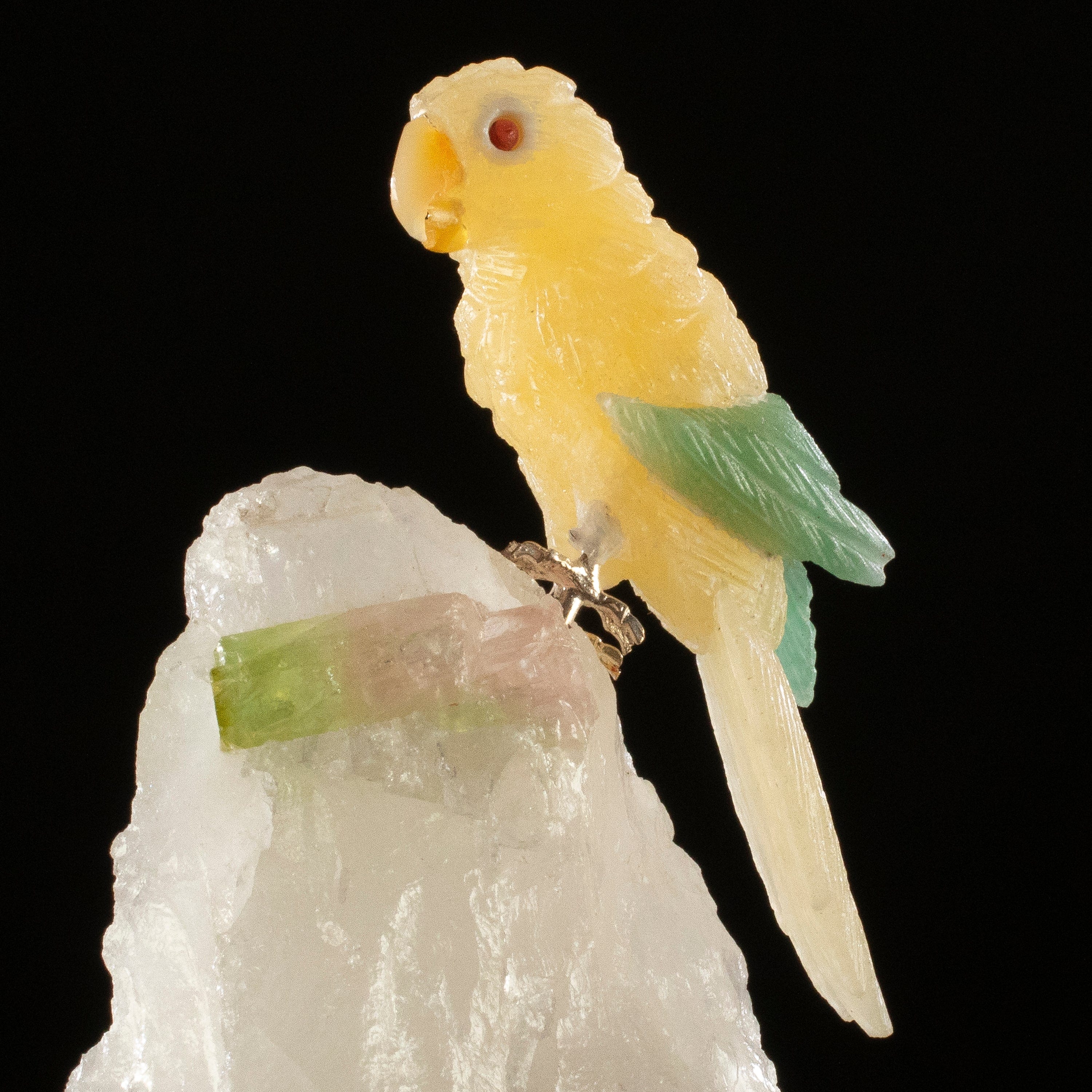 KALIFANO Love Birds Carvings Peter Muller Aragonite Parrot Carving on Rubellite Base LB.C137.013