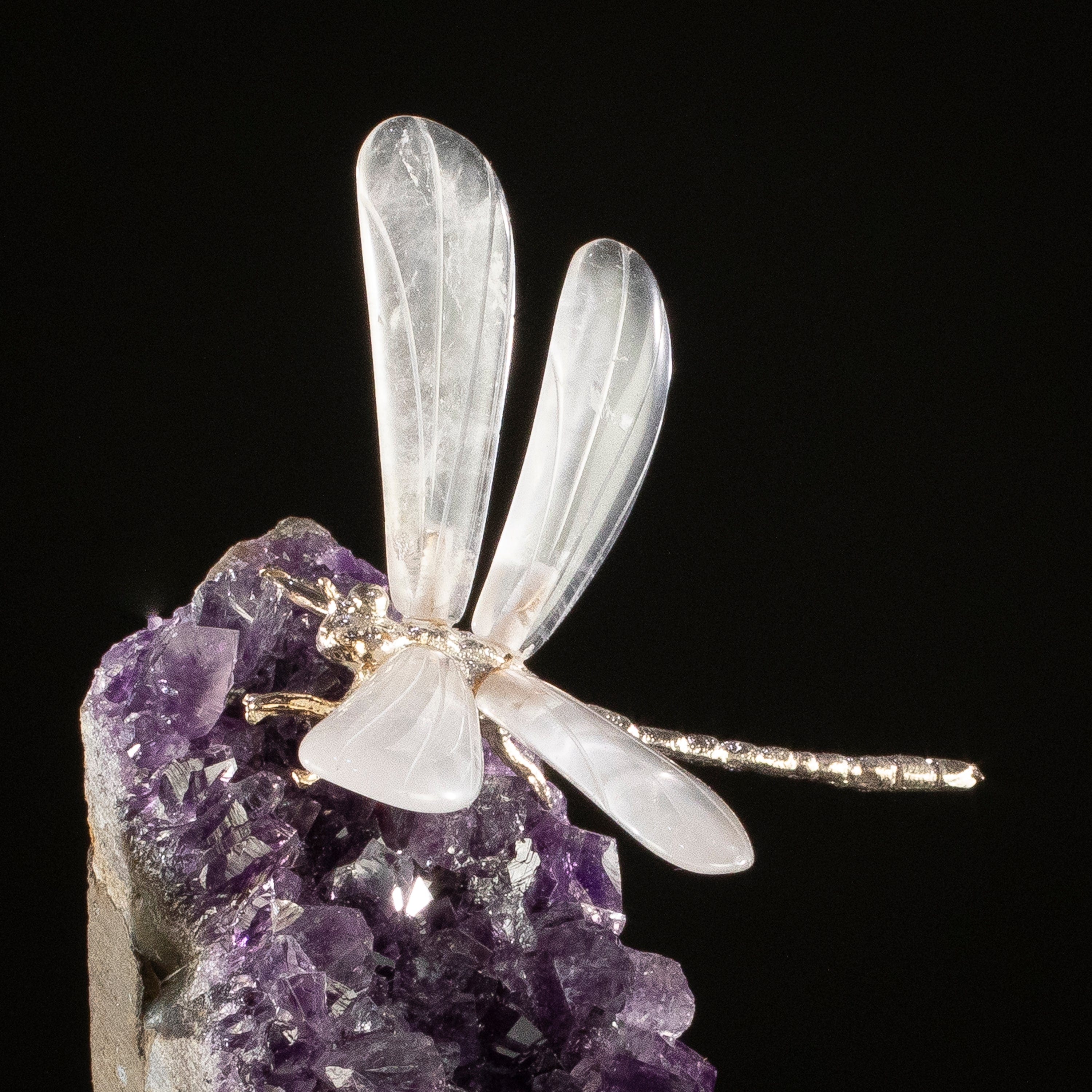 KALIFANO Love Birds Carvings Peter Muller Quartz Dragonfly Carving on Amethyst Geode Base LB.E101.045