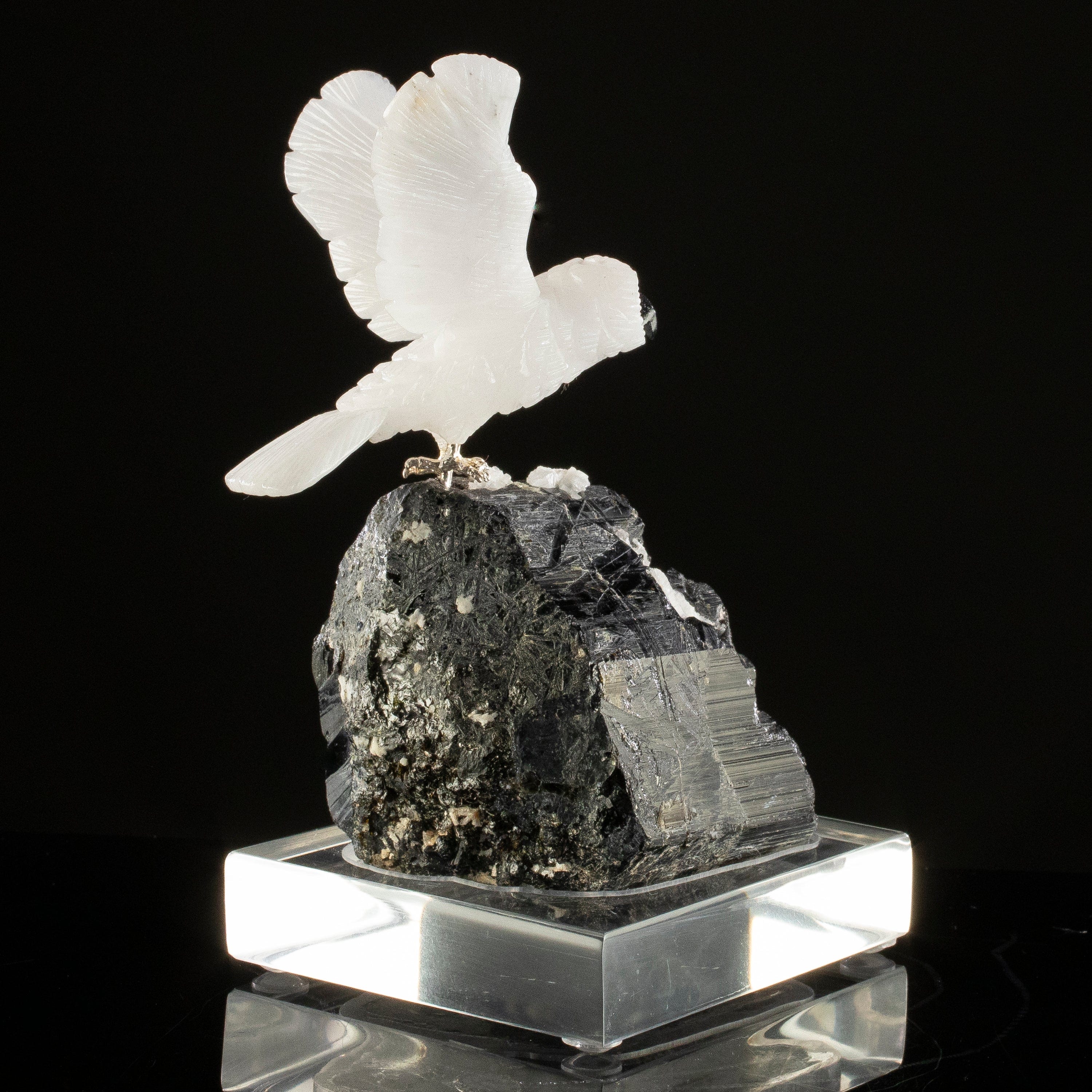 KALIFANO Love Birds Carvings Peter Muller Quartz Owl Carving on Black Tourmaline Base LB.C103.015