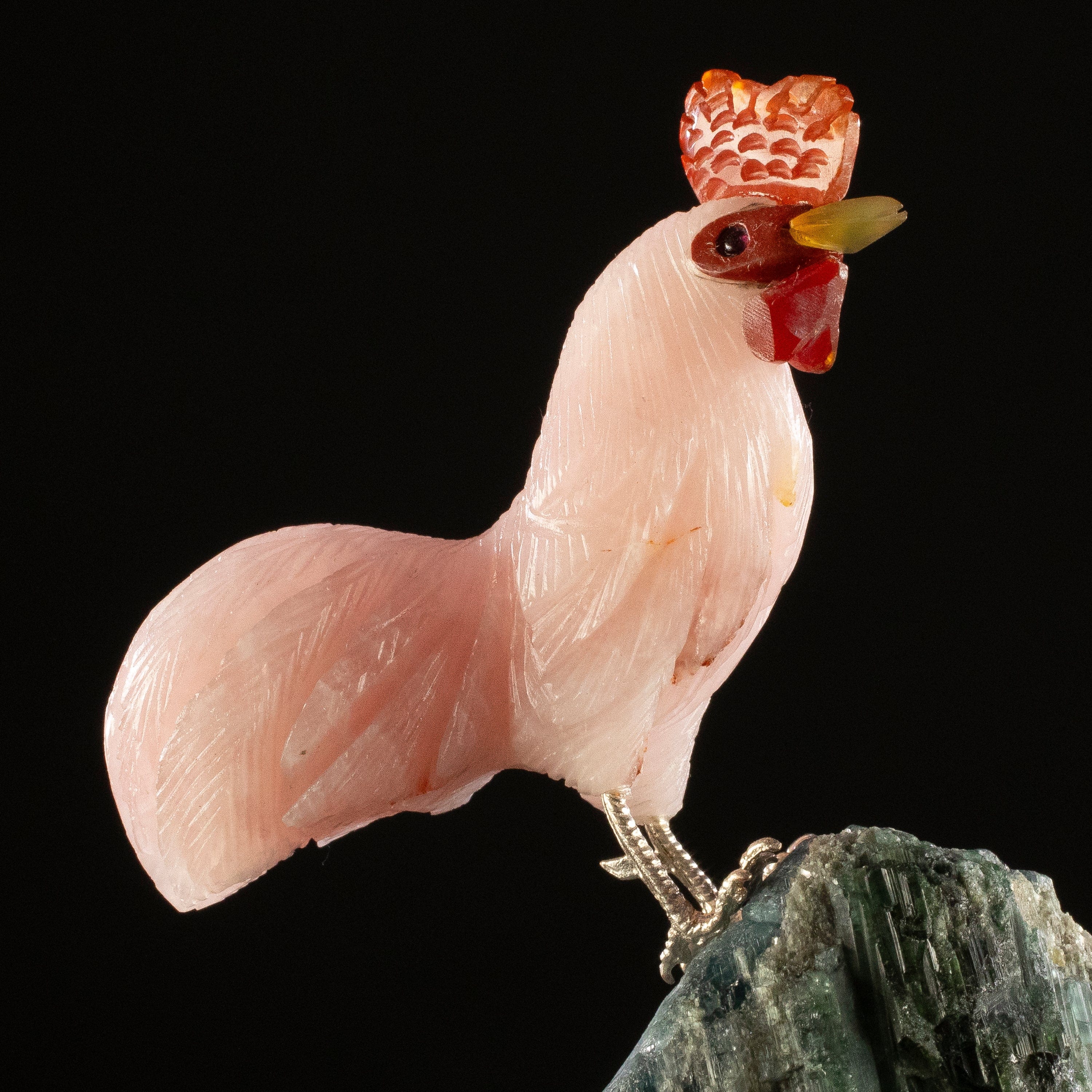 KALIFANO Love Birds Carvings Peter Muller Rose Quartz Rooster Carving on Tourmaline Base LB.A119.005