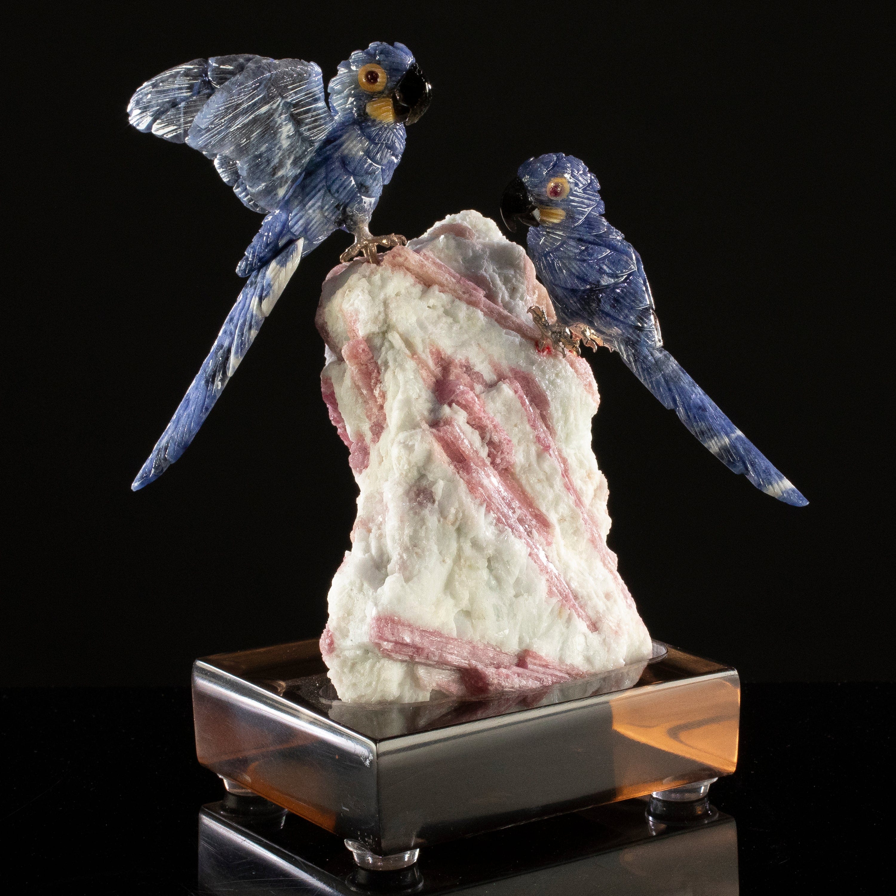 KALIFANO Love Birds Carvings Peter Muller Sodalite Hyacinth Macaw Couple Carving on Rubellite Base LB.C241.008