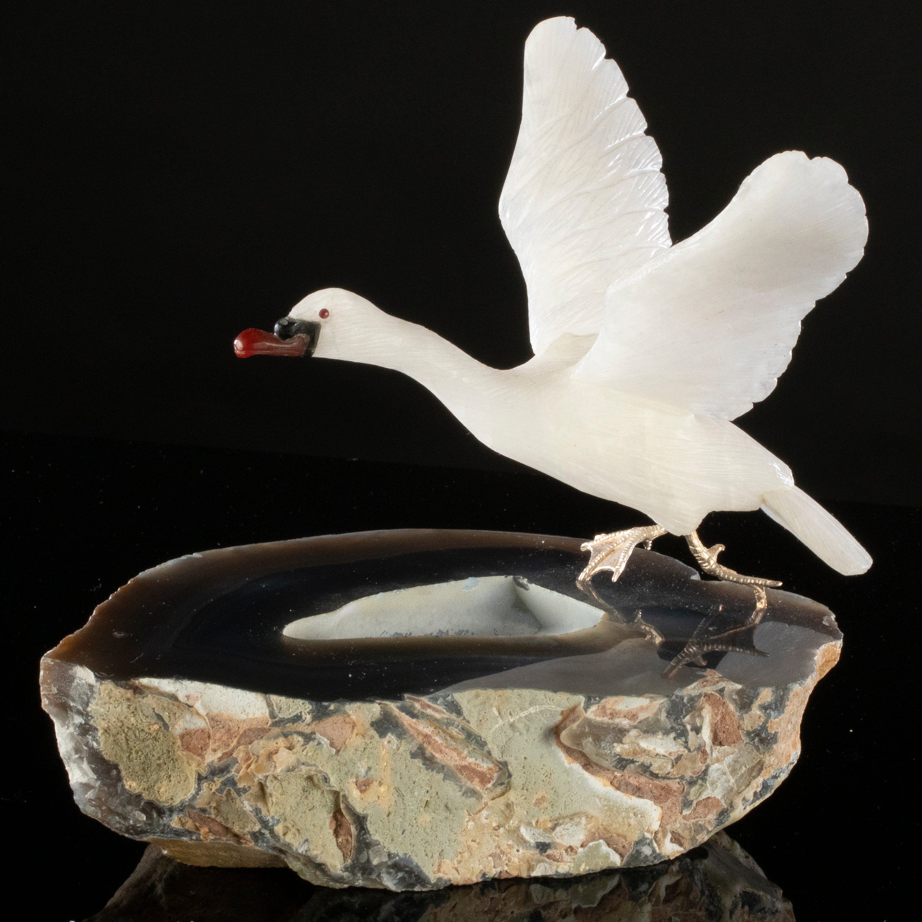 Kalifano Love Birds Carvings Quartz Goose Love Bird Carving on Agate Base LB.A111.001