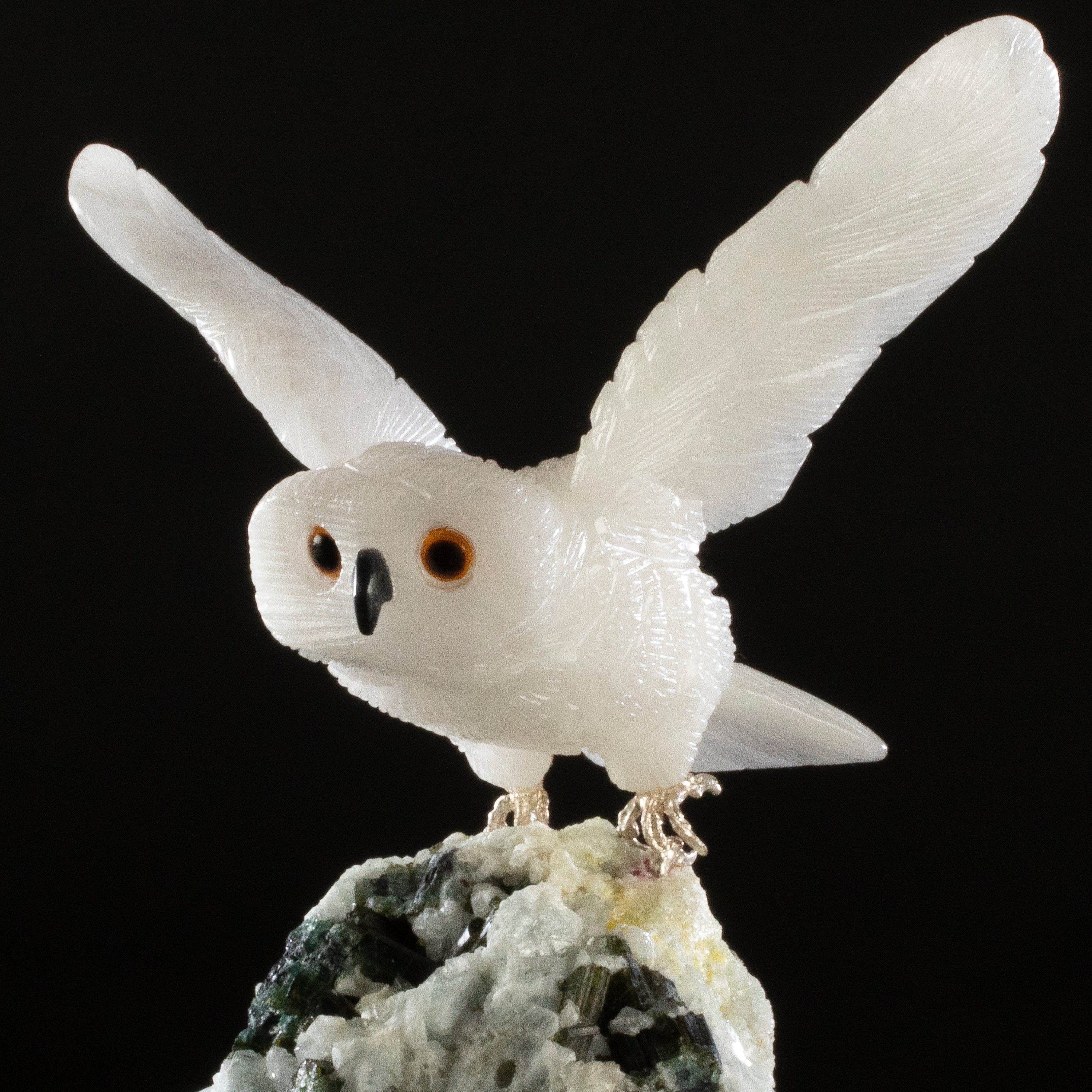 Kalifano Love Birds Carvings Quartz Owl Love Bird Carving on Quartz & Epidote Base LB.A329.001