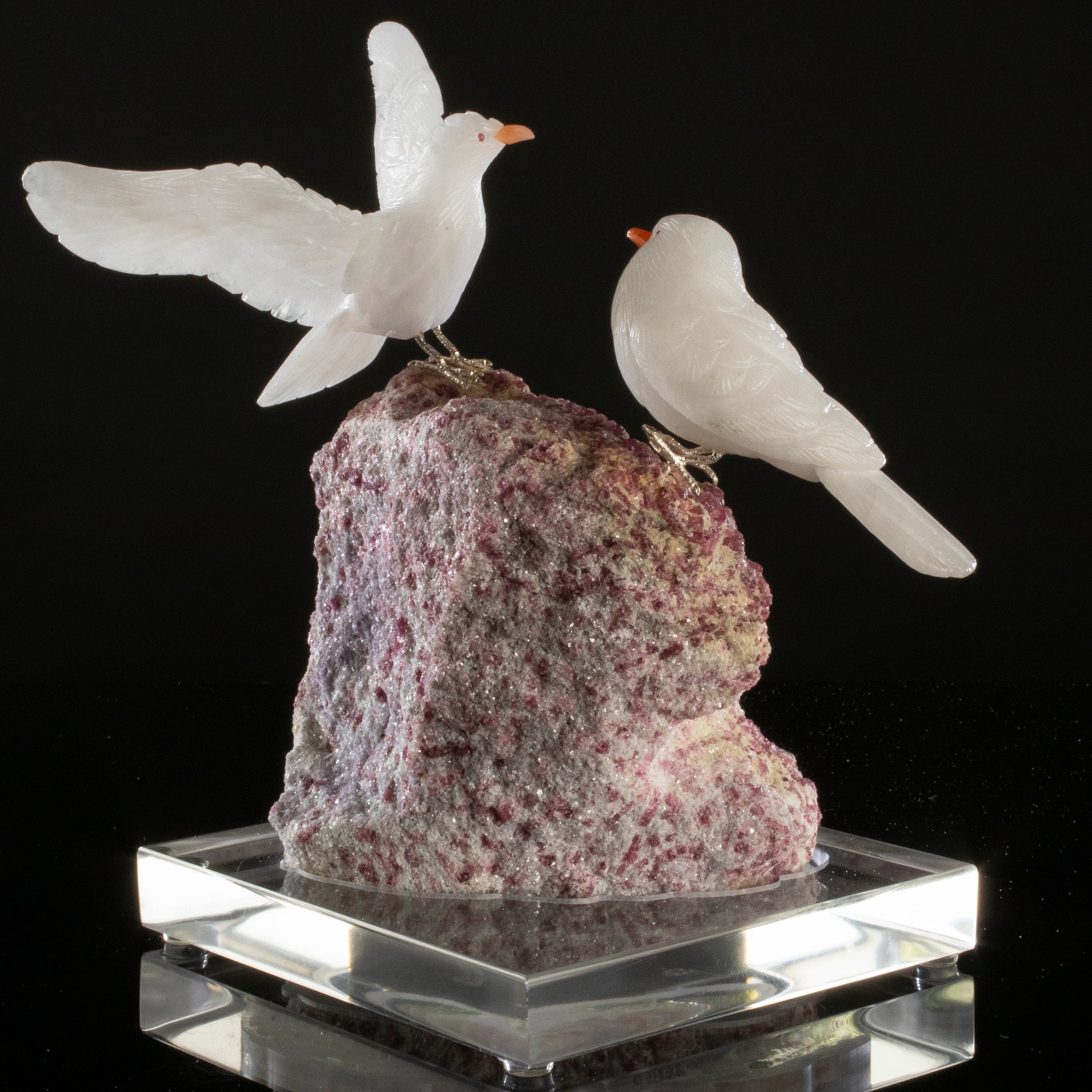 Kalifano Love Birds Carvings Quartz Pigeon Love Bird Carving on Pink Tourmaline Base LB.A270.001