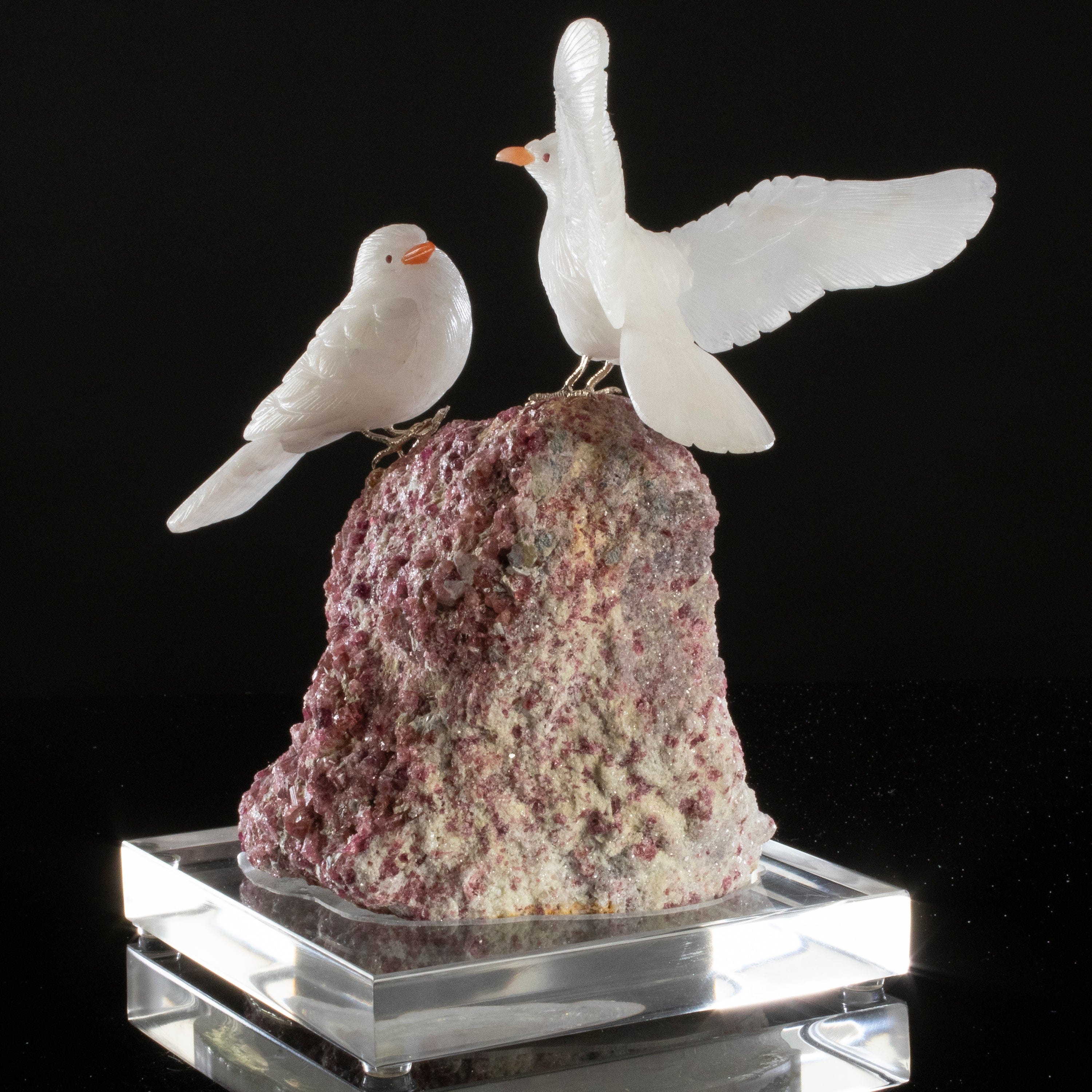 Kalifano Love Birds Carvings Quartz Pigeon Love Bird Carving on Pink Tourmaline Base LB.A270.001