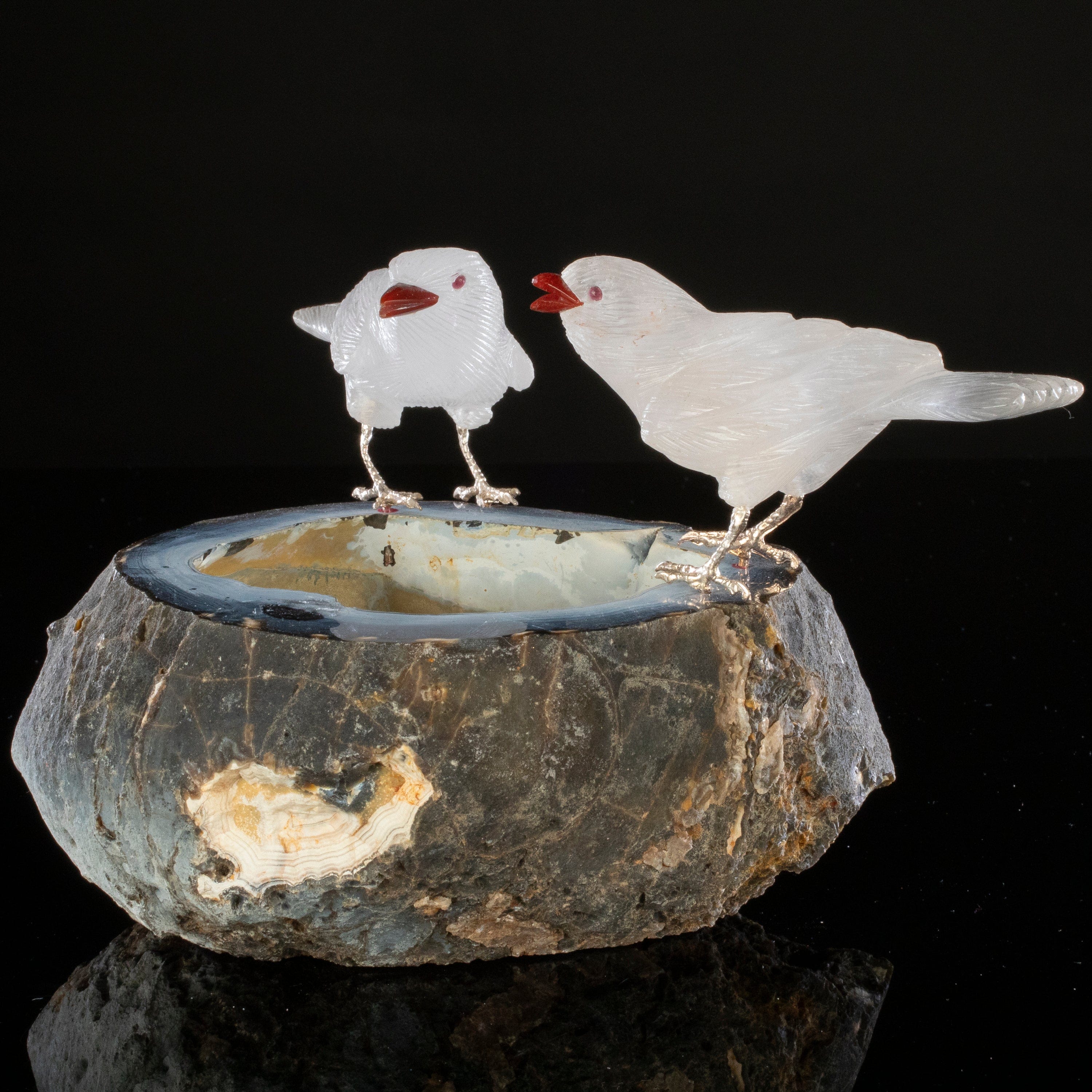 Kalifano Love Birds Carvings Quartz Sparrow Couple Love Birds Carving on Agate Base LB.A201.004