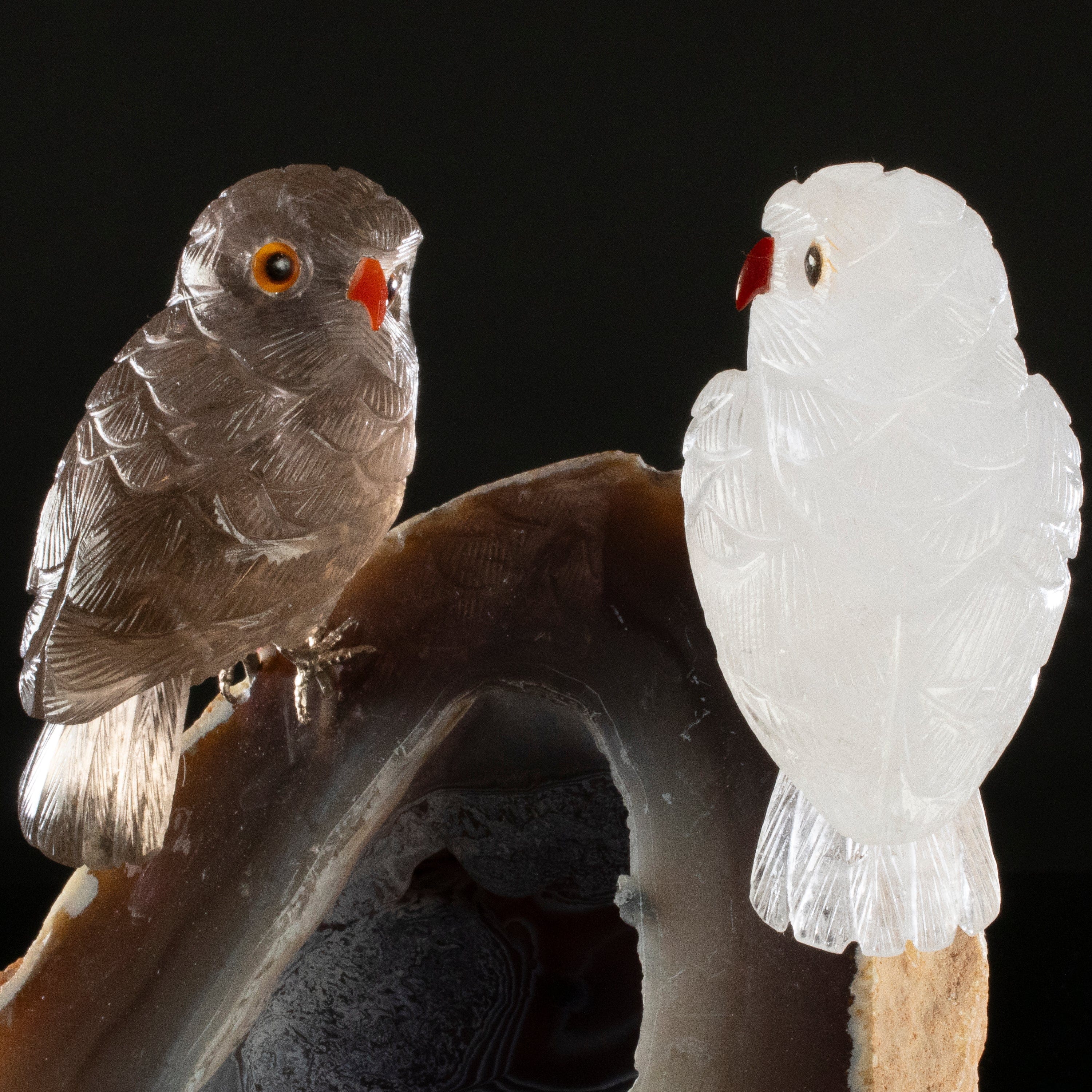 Kalifano Love Birds Carvings Smoky Quartz & Quartz Owl Love Bird Carving on Agate Base LB.A229.009