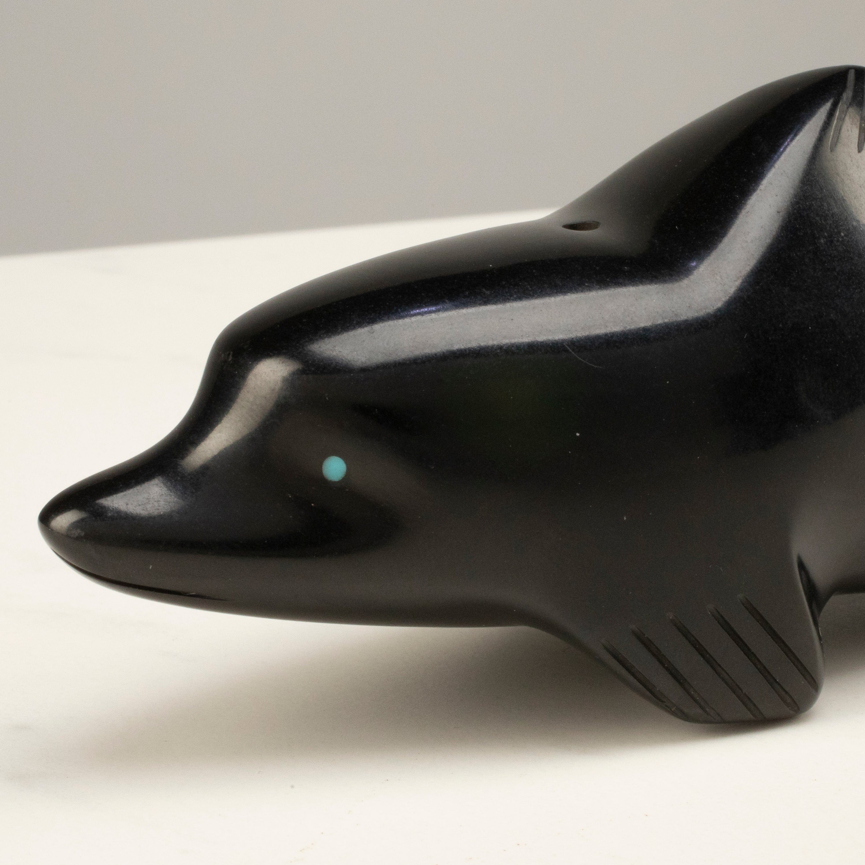 Kalifano Native American Fetish Carvings Herb Halate Jet Handmade Zuni Fetish Dolphin Carving NAC960.006