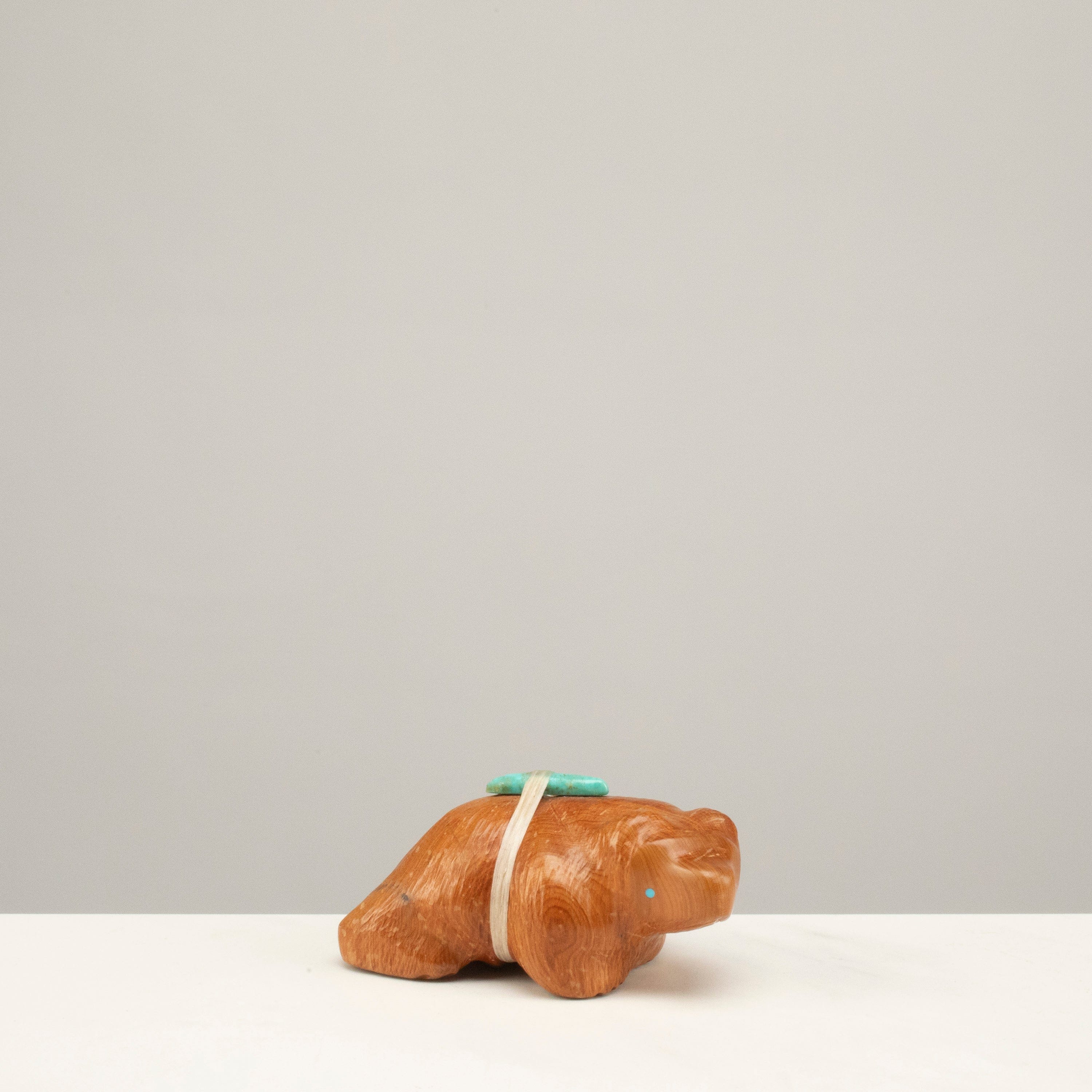 Kalifano Native American Fetish Carvings Herbert Halate Handmade Zuni Fetish Bear Carving NAC360.012