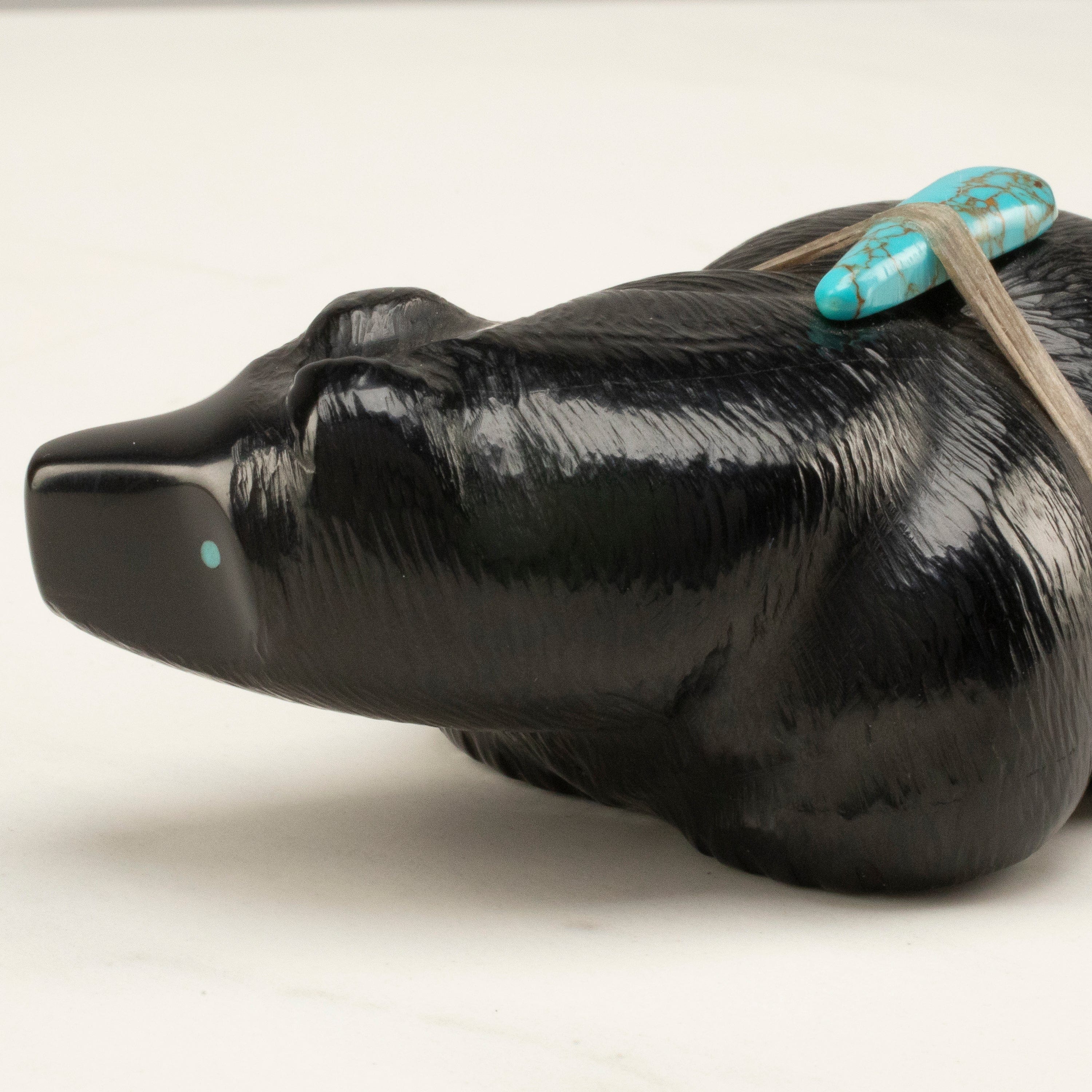Kalifano Native American Fetish Carvings Herbert Halate Jet and Turquoise Handmade Zuni Fetish Bear Carving NAC840.002