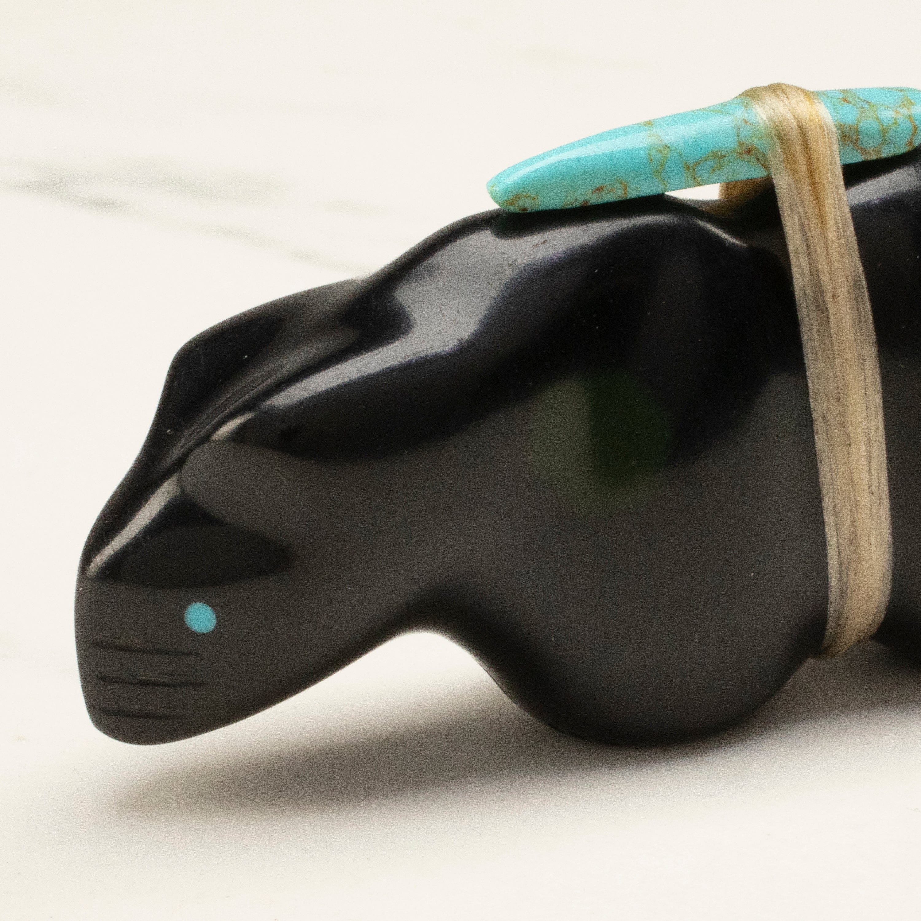 Kalifano Native American Fetish Carvings Herbert Halate Jet and Turquoise Handmade Zuni Fetish Bobcat Carving NAC480.003