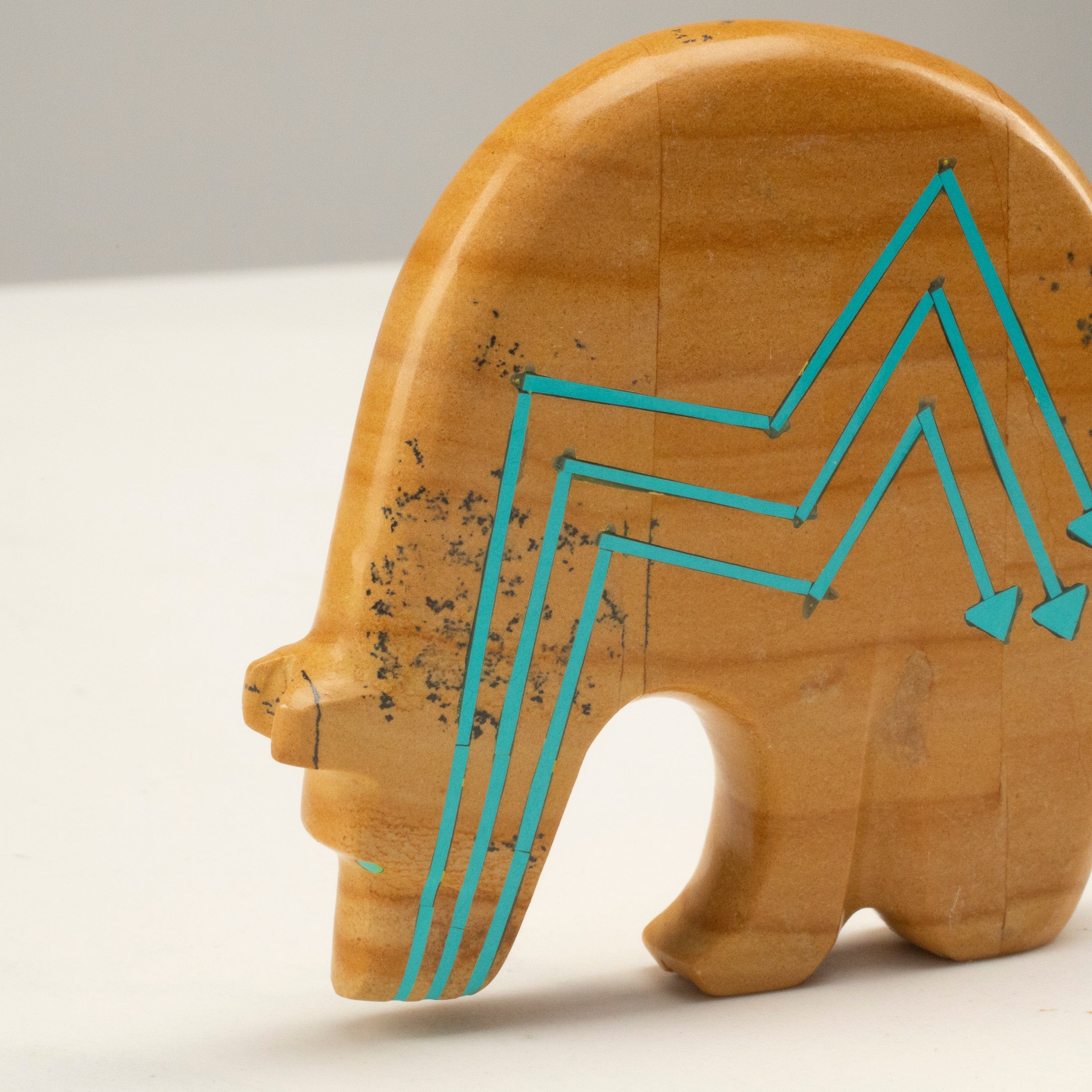 Kalifano Native American Fetish Carvings Rodney Laiwakete Petrified Wood and Turquoise Heart Lines Handmade Zuni Fetish Bear Carving NAC960.005