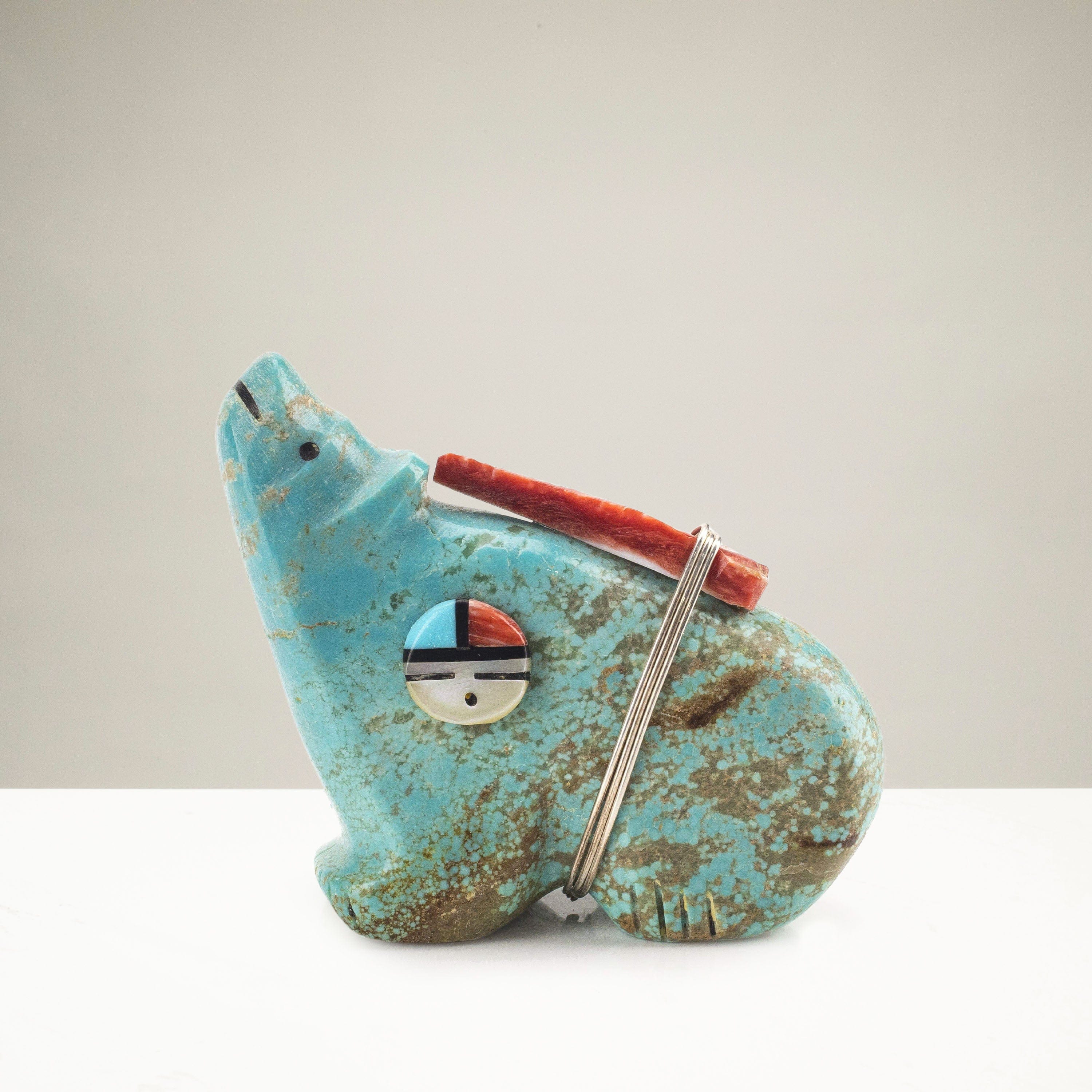 Kalifano Native American Fetish Carvings Russell Shack Handmade #8 Nevada Turquosie Zuni Fetish Bear Carving NAC1200.005