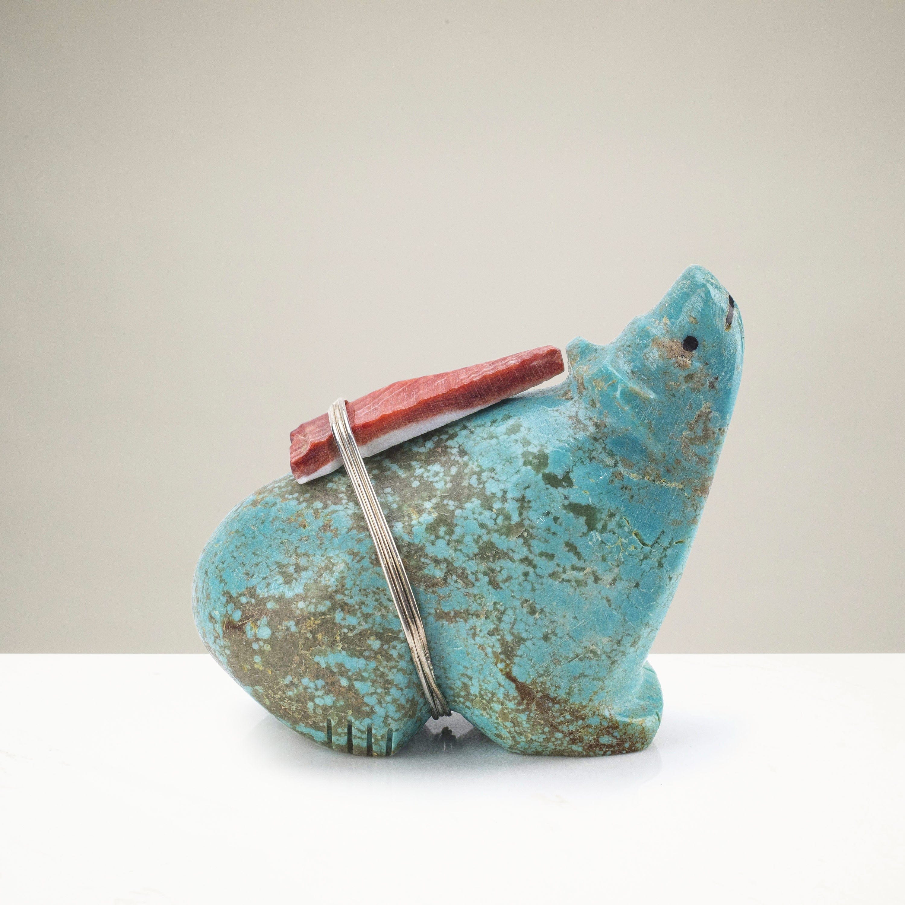 Kalifano Native American Fetish Carvings Russell Shack Handmade #8 Nevada Turquosie Zuni Fetish Bear Carving NAC1200.005