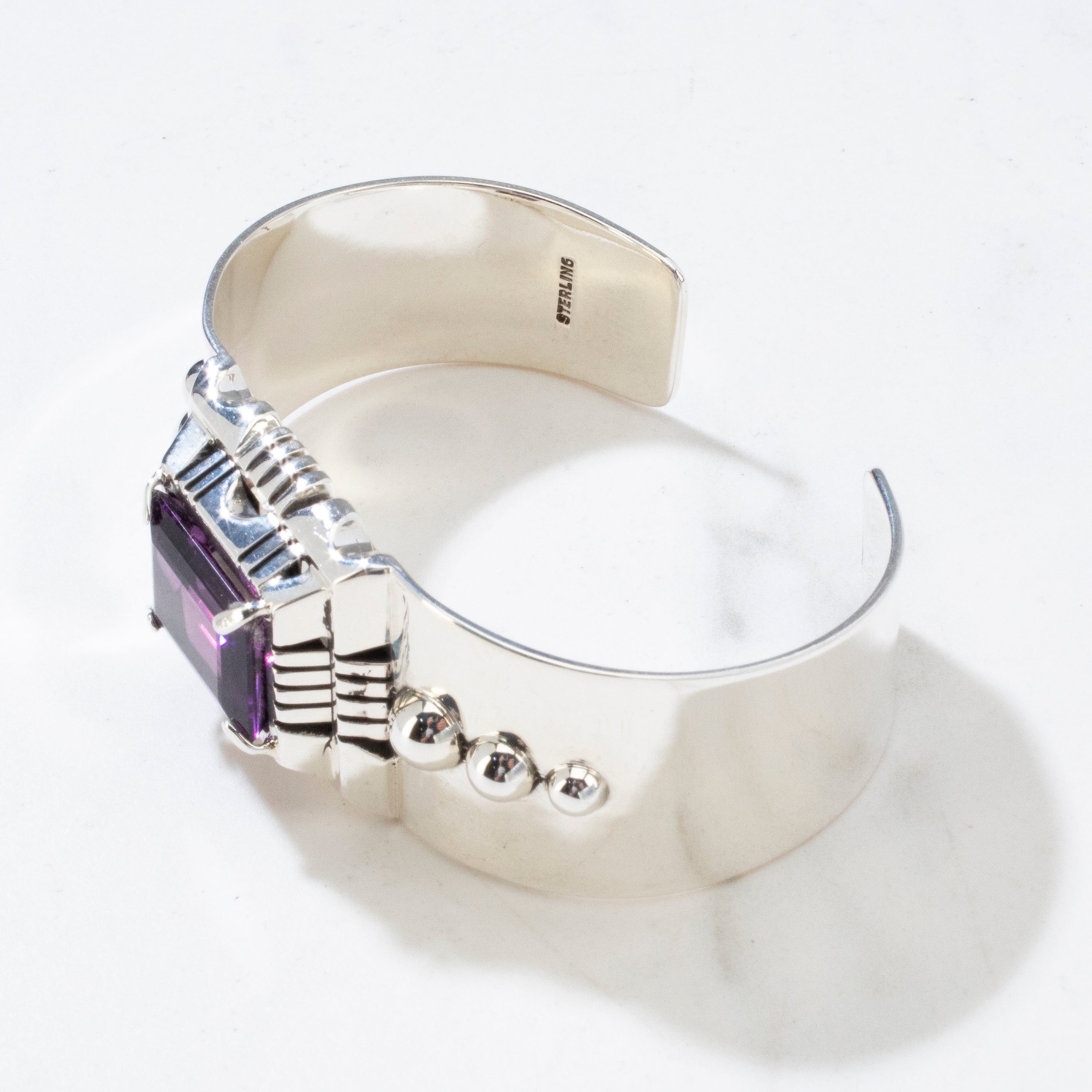 Kalifano Native American Jewelry Amethyst Navajo USA Native American Made 925 Sterling Silver Cuff NAB1400.017