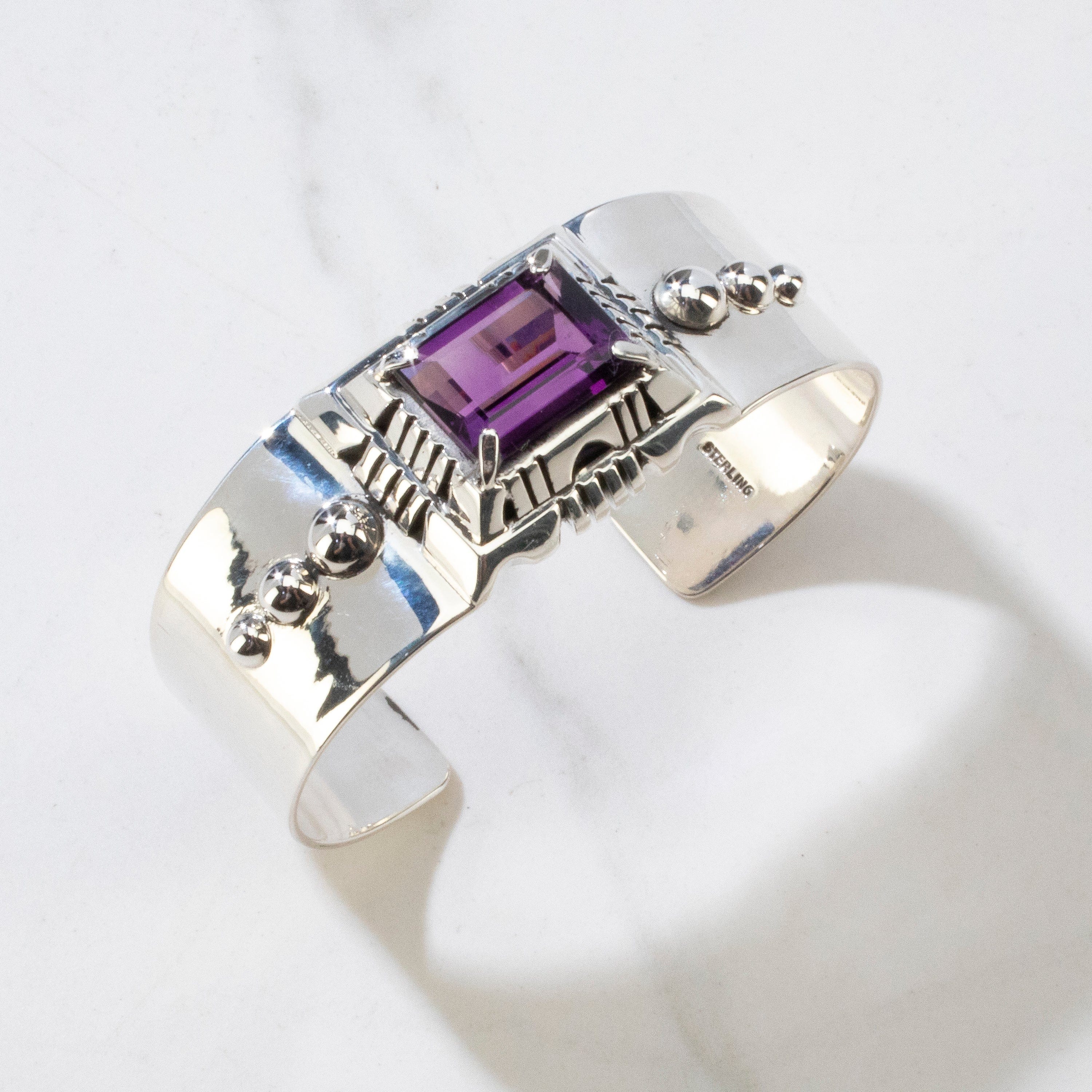 Kalifano Native American Jewelry Amethyst Navajo USA Native American Made 925 Sterling Silver Cuff NAB1400.017