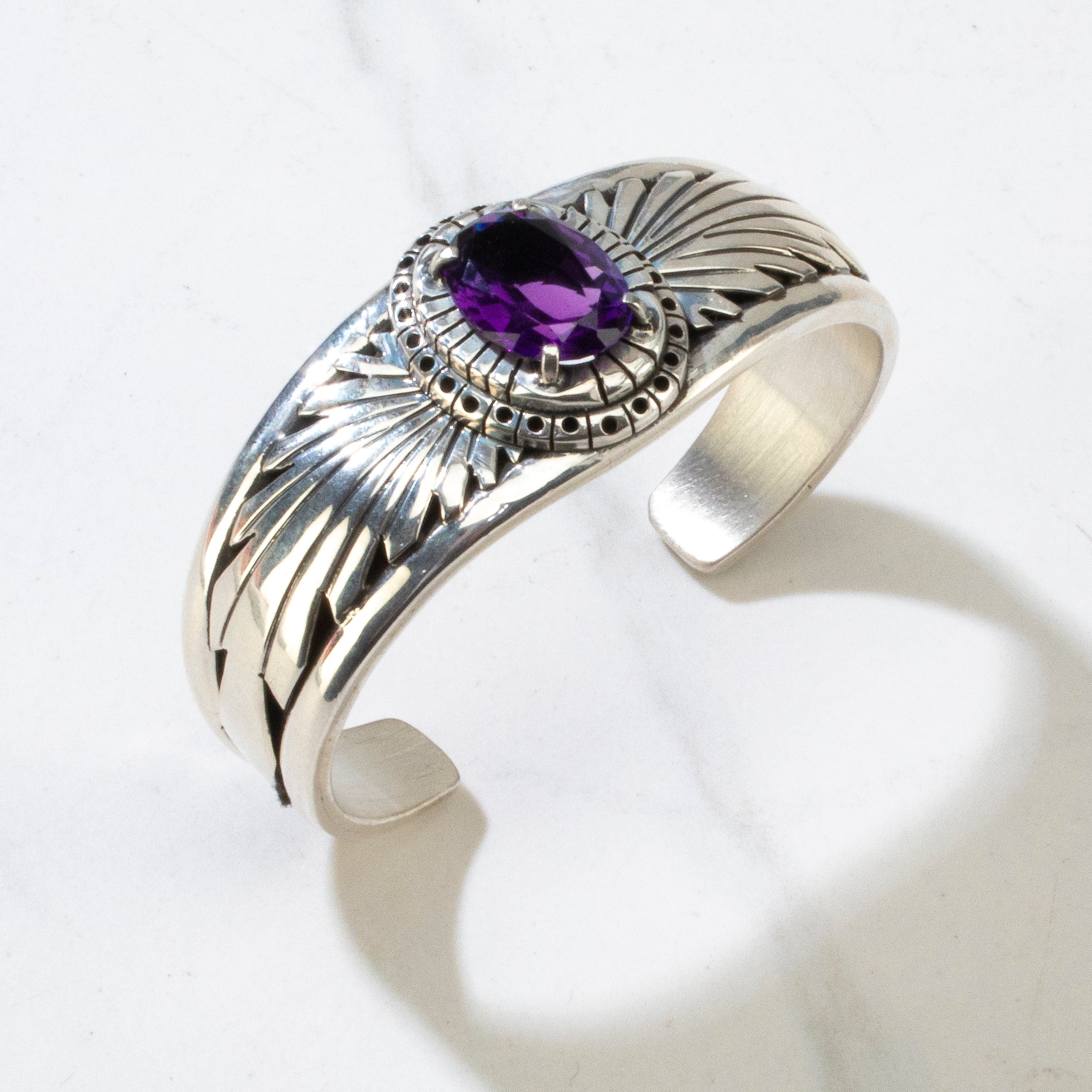 Kalifano Native American Jewelry Amethyst Navajo USA Native American Made 925 Sterling Silver Cuff NAB1800.032