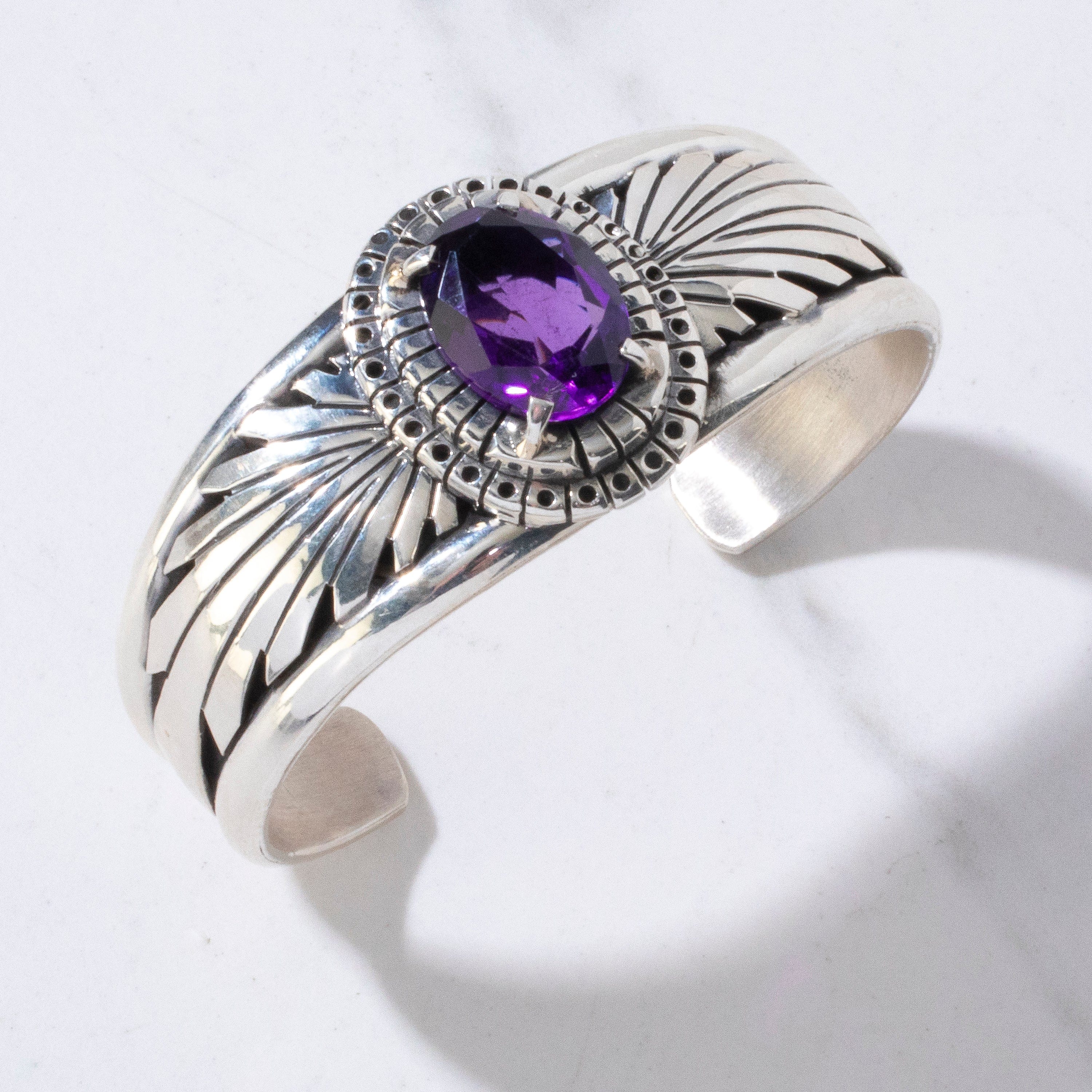 Kalifano Native American Jewelry Amethyst Navajo USA Native American Made 925 Sterling Silver Cuff NAB1900.014