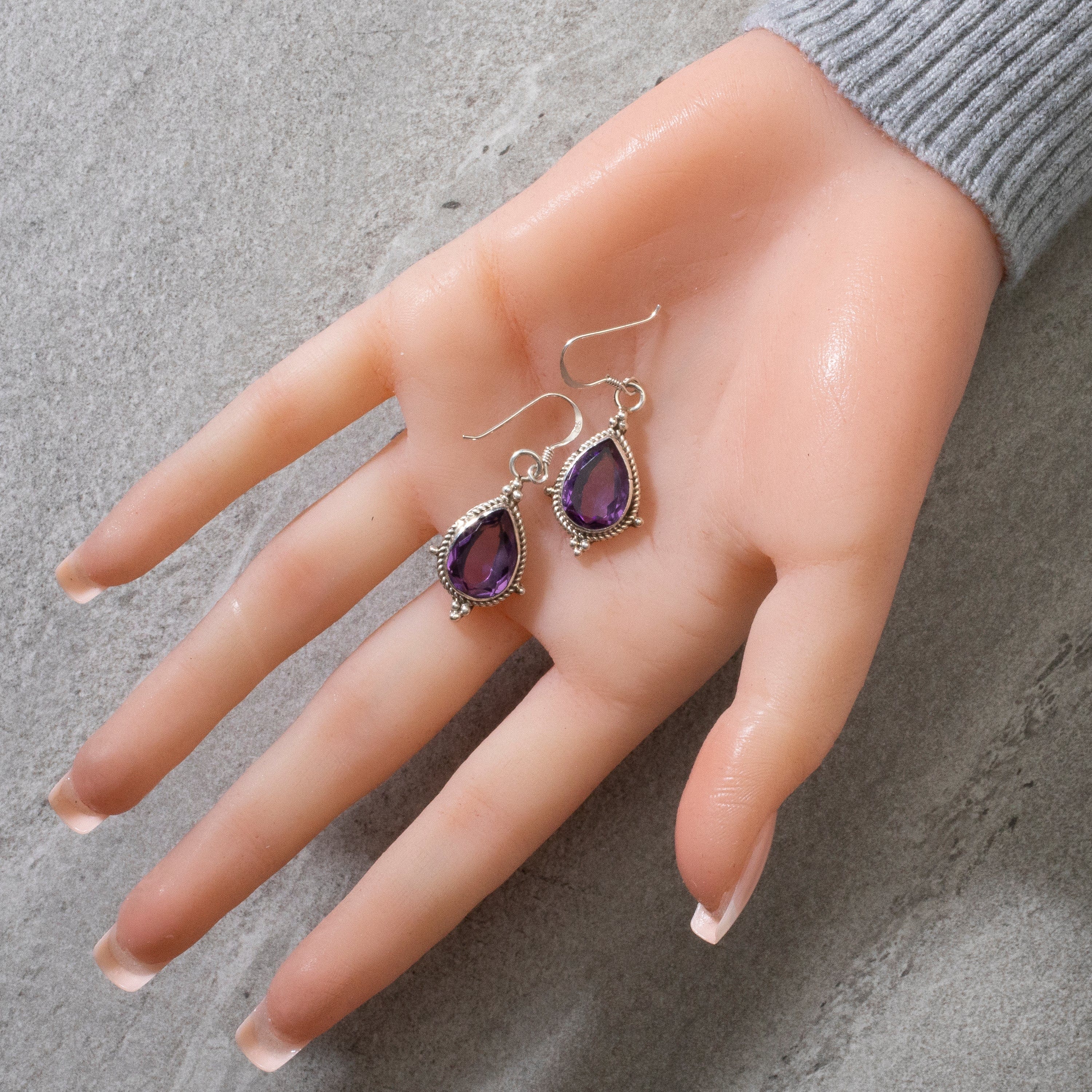 Kalifano Native American Jewelry Amethyst Teardrop Navajo USA Native American Made 925 Sterling Silver Earrings with French Hook NAE500.008