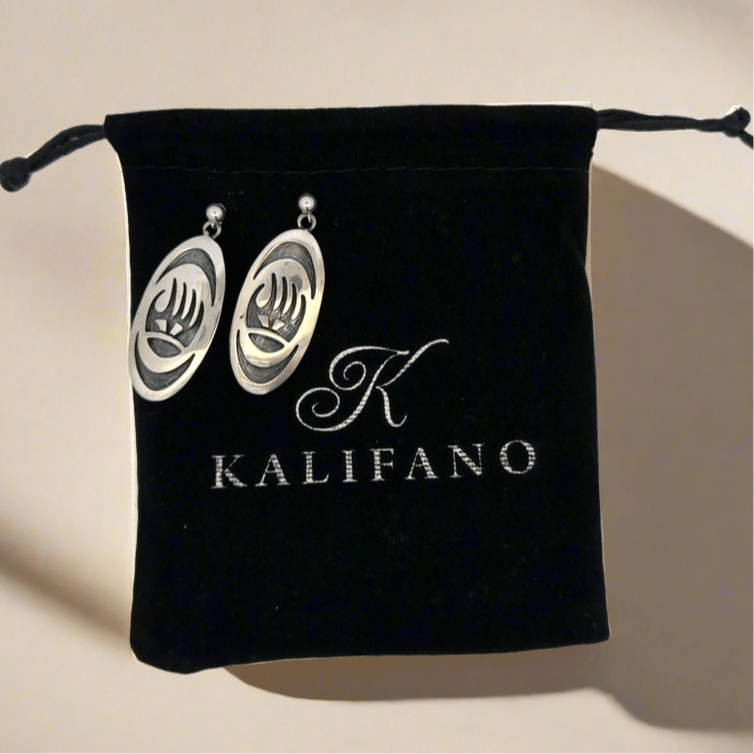 Kalifano Native American Jewelry Bear Paw Oval Hopi USA Native American Made 925 Sterling Silver Earrings with Stud Backing NAE400.048