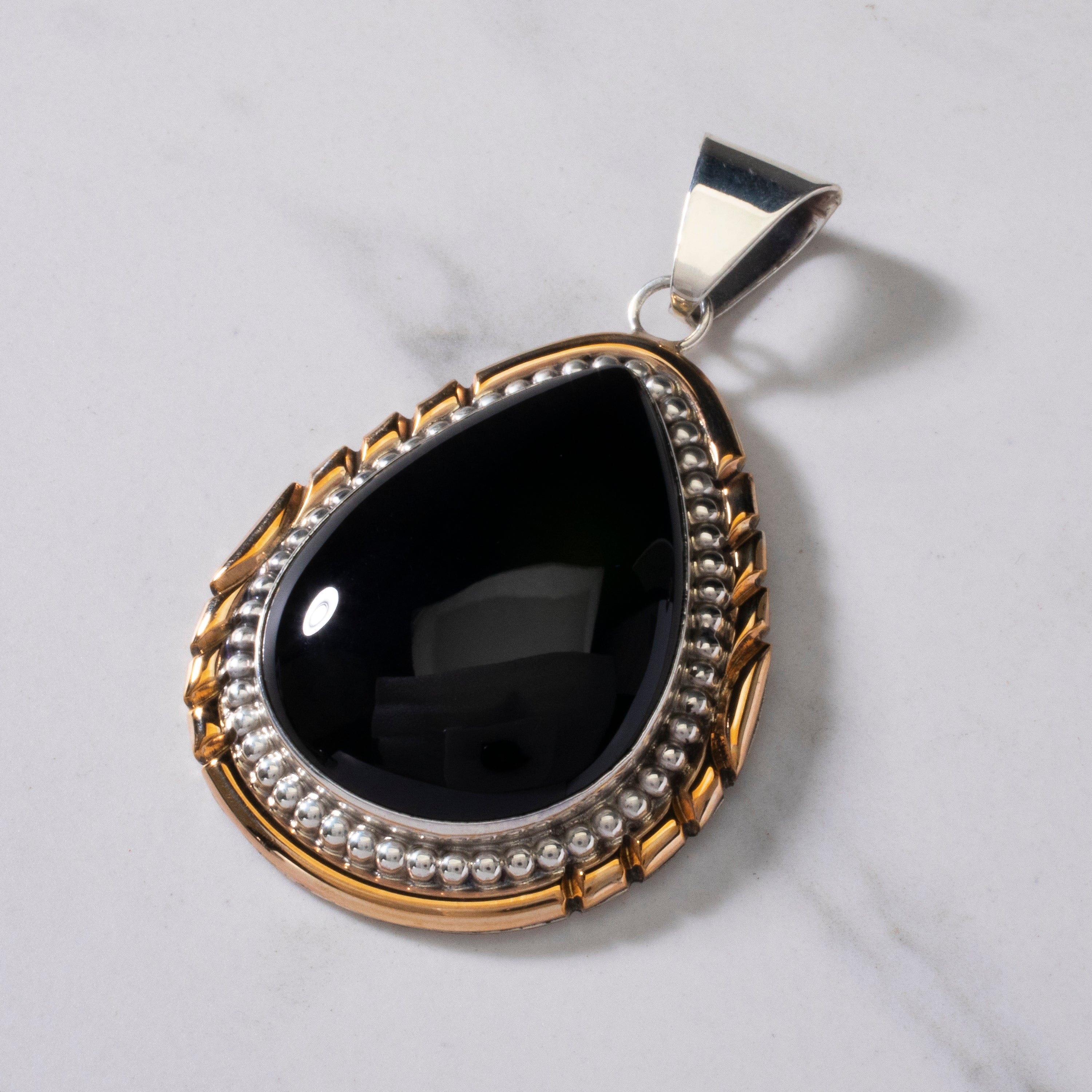 Kalifano Native American Jewelry G. Long Navajo Black Onyx Teardrop Navajo USA Native American Made 925 Sterling Silver & 12K Gold Filled Pendant NAN1200.031