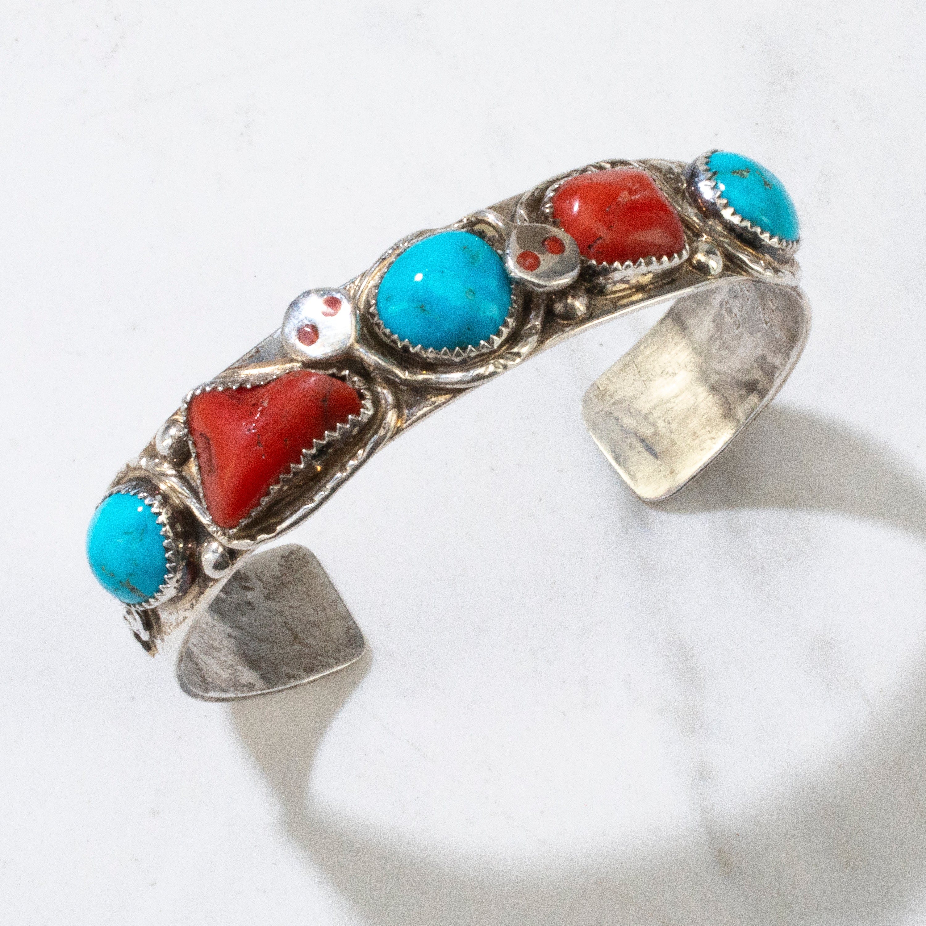 Kalifano Native American Jewelry Jude Candeleria Kingman Turquoise & Coral Zuni Snake USA Native American Made 925 Sterling Silver Cuff NAB1800.040