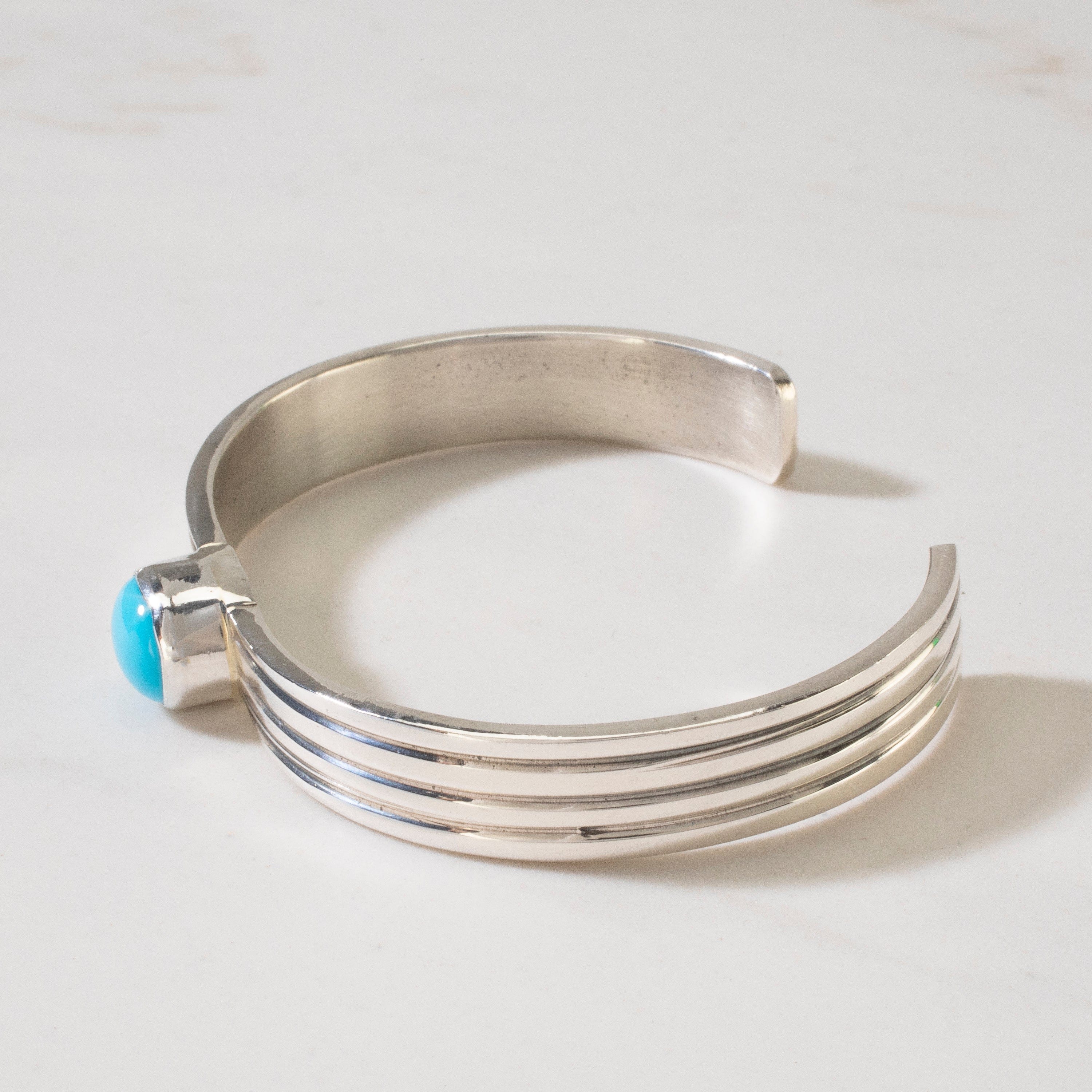 Kalifano Native American Jewelry Livingston Sleeping Beauty Turquoise Navajo USA Native American Made 925 Sterling Silver Cuff NAB900.014