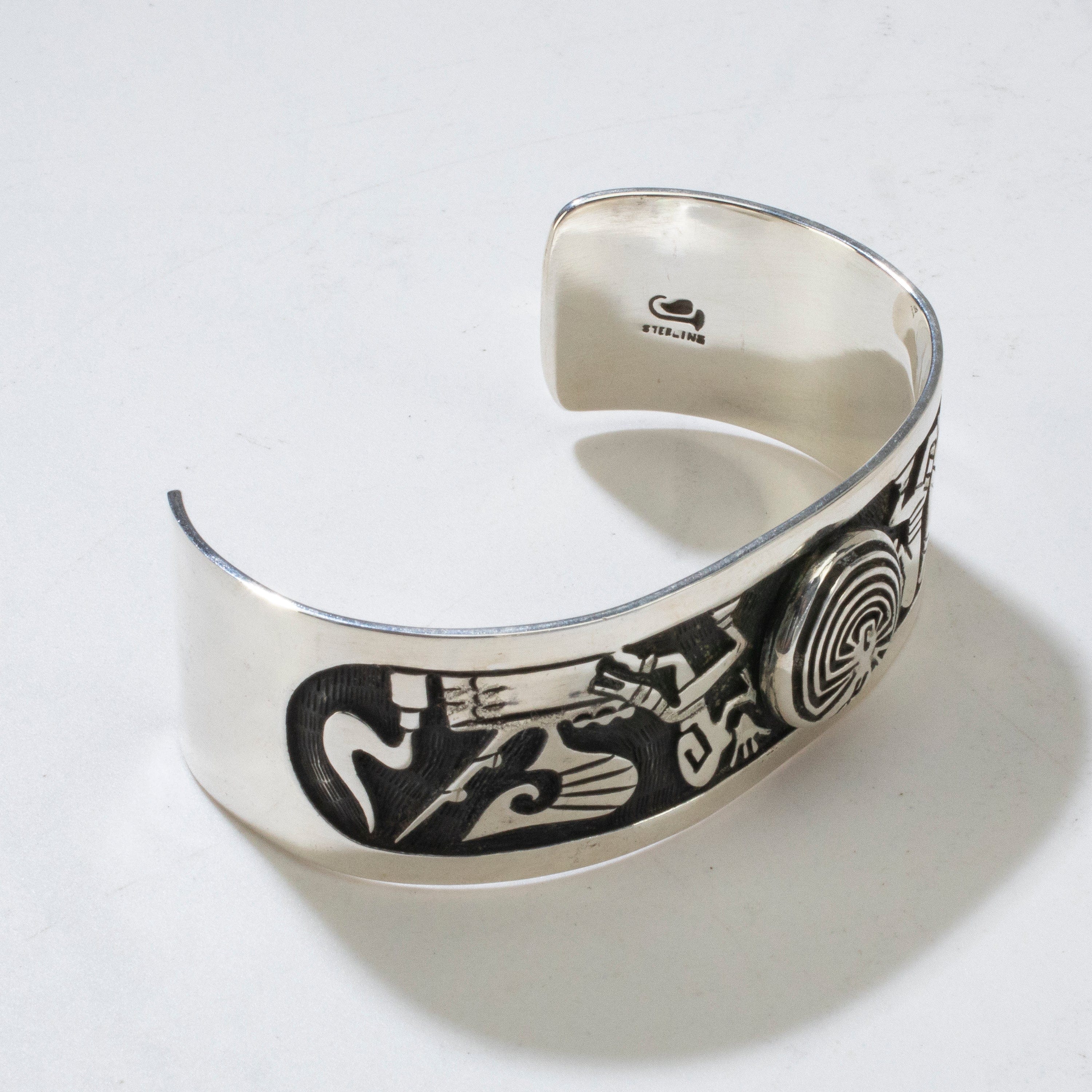 Kalifano Native American Jewelry Man in Maze Hopi USA Native American Made 925 Sterling Silver Cuff NAB1300.007