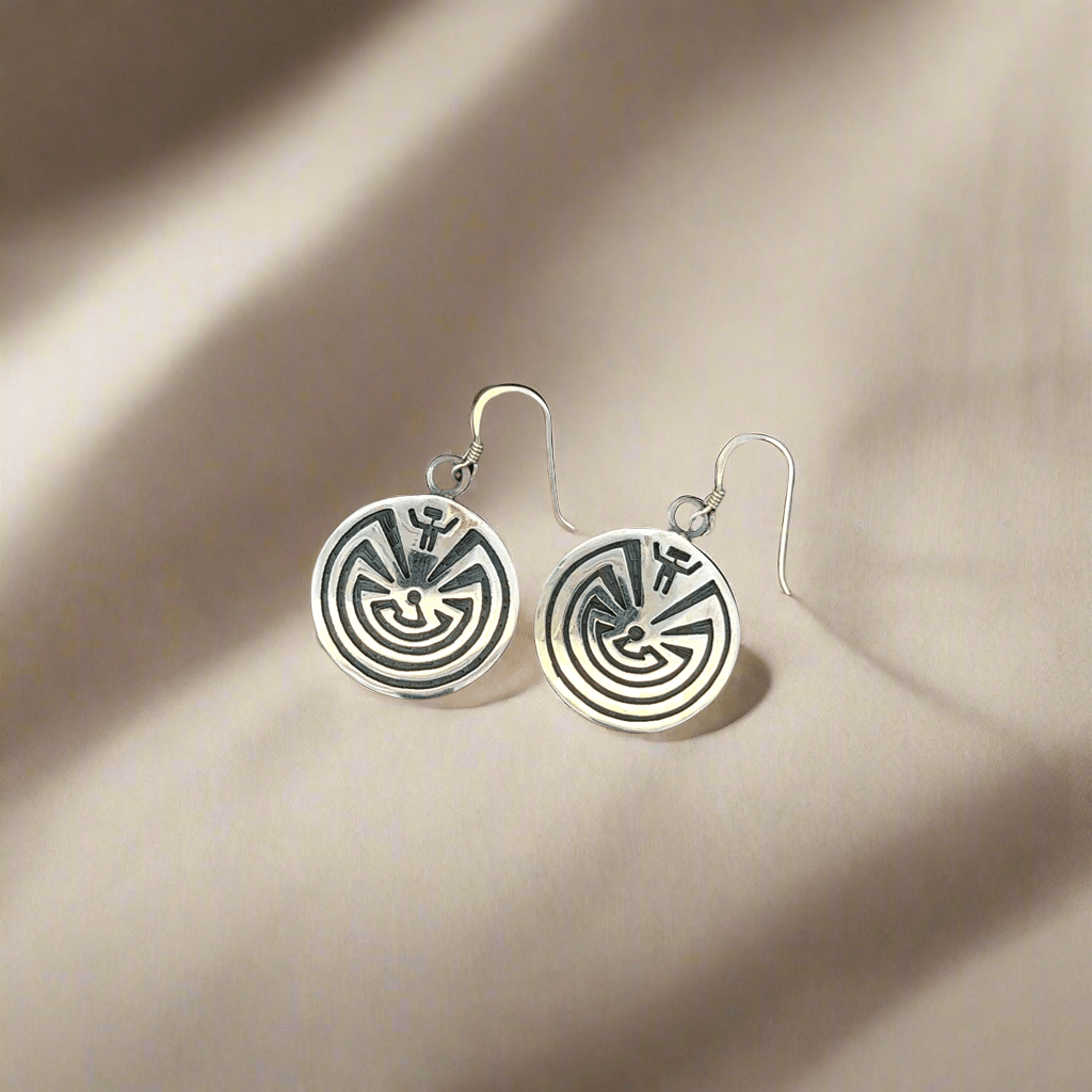 Kalifano Native American Jewelry Man in Maze Round Hopi USA Native American Made 925 Sterling Silver Earrings with French Hook NAE400.049