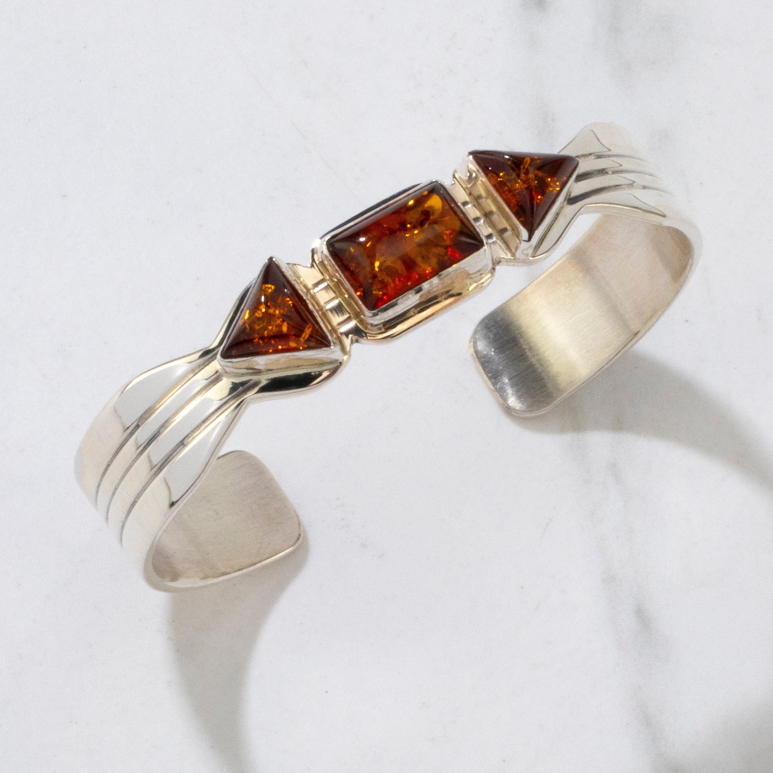 Kalifano Native American Jewelry Paul Livingston Amber Triple Stone Navajo USA Native American Made 925 Sterling Silver Cuff NAB800.029