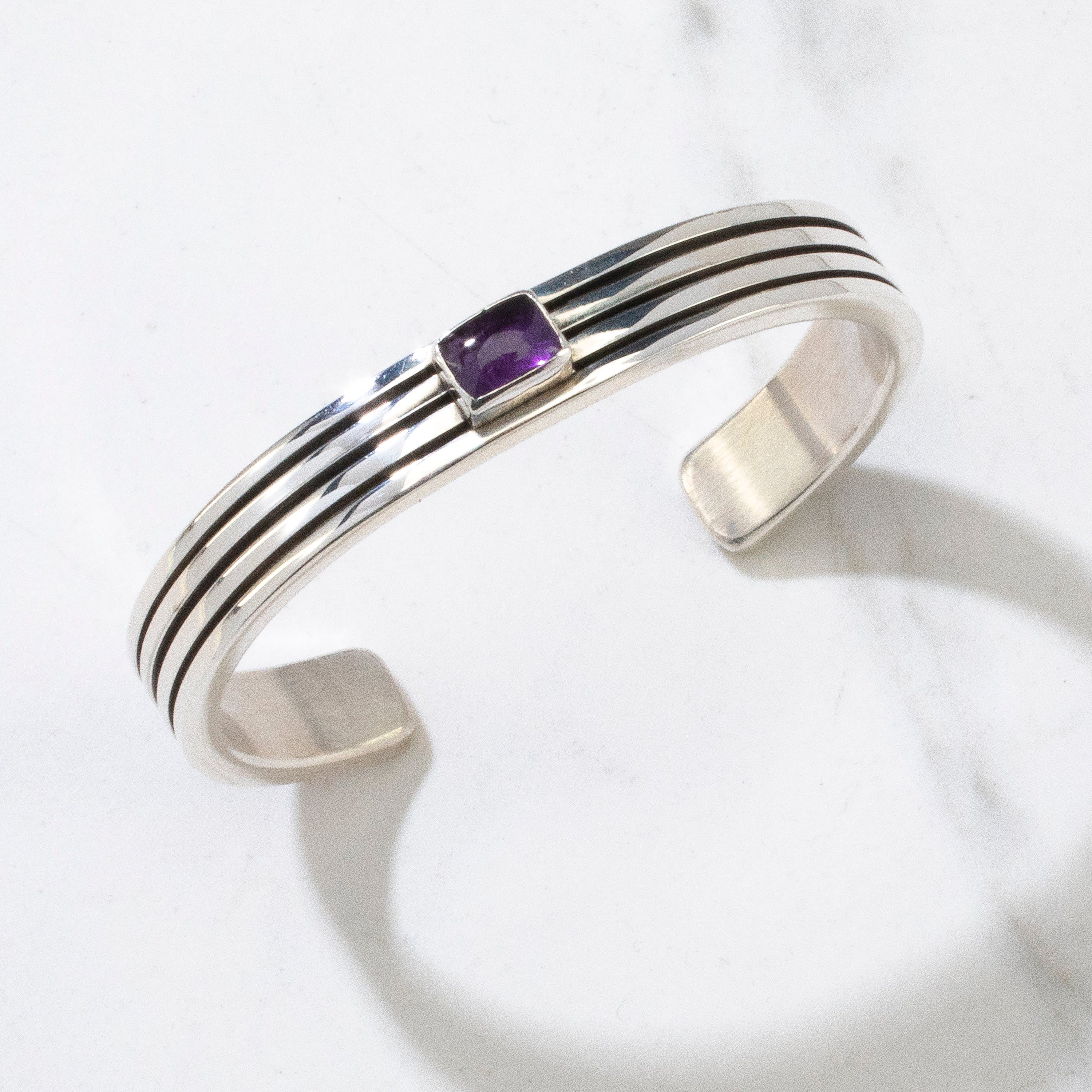 Kalifano Native American Jewelry Paul Livingston Amethyst Navajo USA Native American Made 925 Sterling Silver Cuff NAB900.051