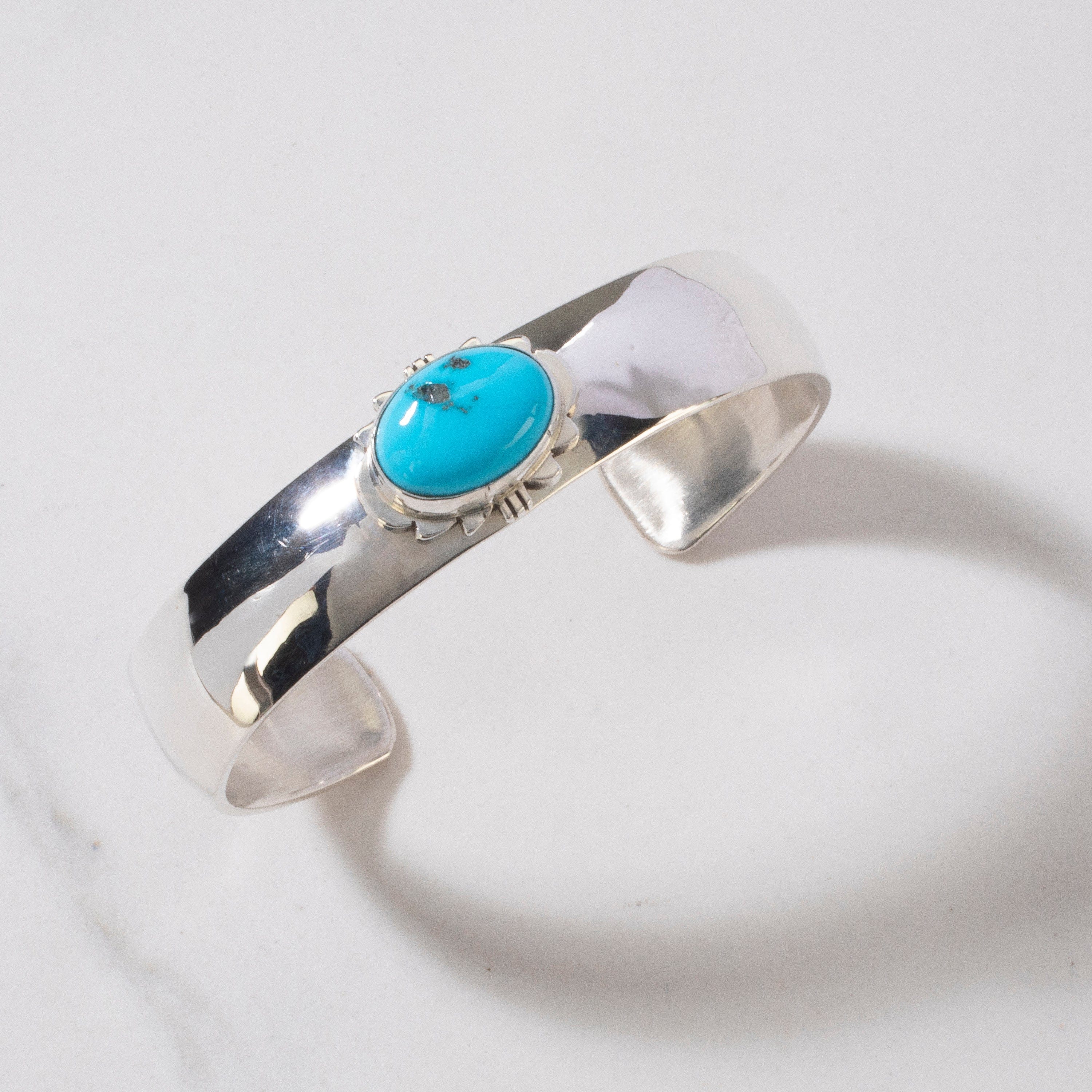 Kalifano Native American Jewelry Paul Livingston Sleeping Beauty Turquoise Navajo USA Native American Made 925 Sterling Silver Cuff NAB900.023