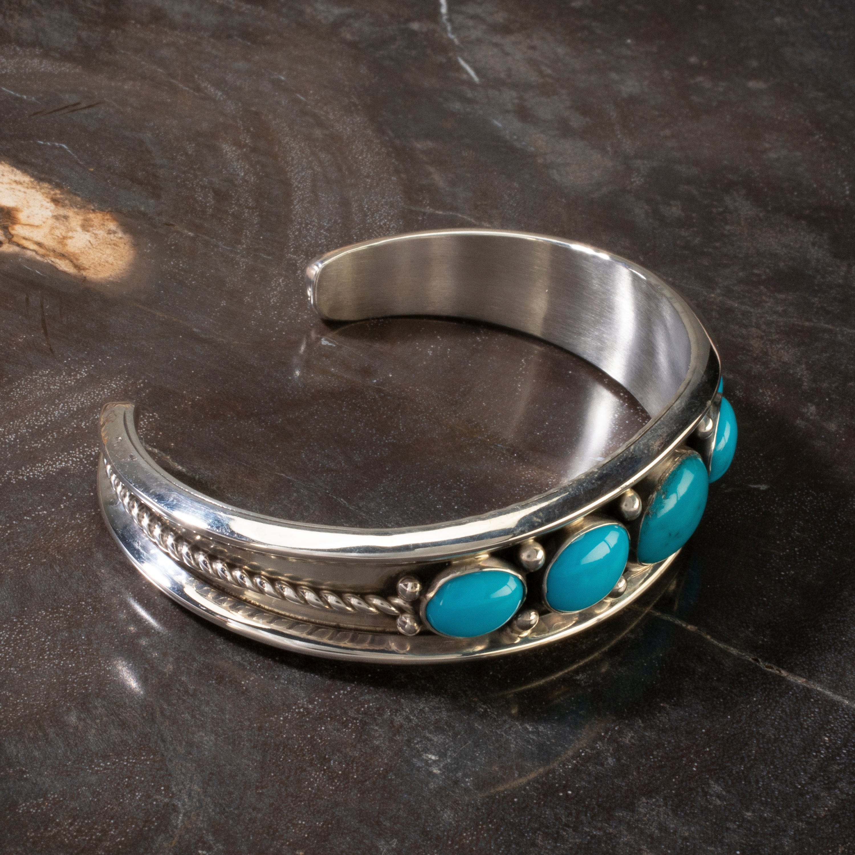 Kalifano Native American Jewelry Richard Long Sr. Navajo Sleeping Beauty Turquoise USA Native American Made 925 Sterling Silver Cuff NAB1400.010