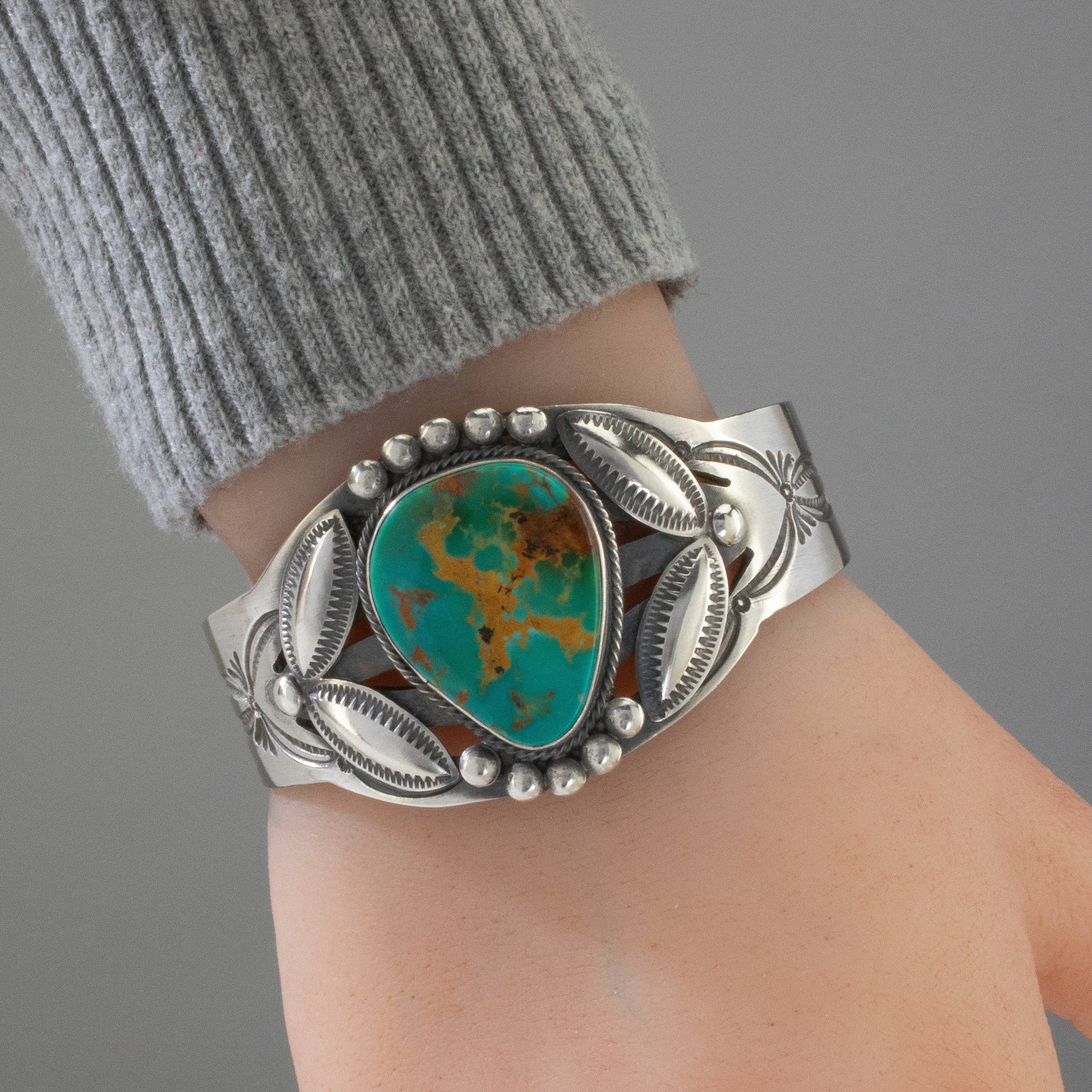 Kalifano Native American Jewelry Royston Turquoise USA Native American Made 925 Sterling Silver Cuff NAB2000.003