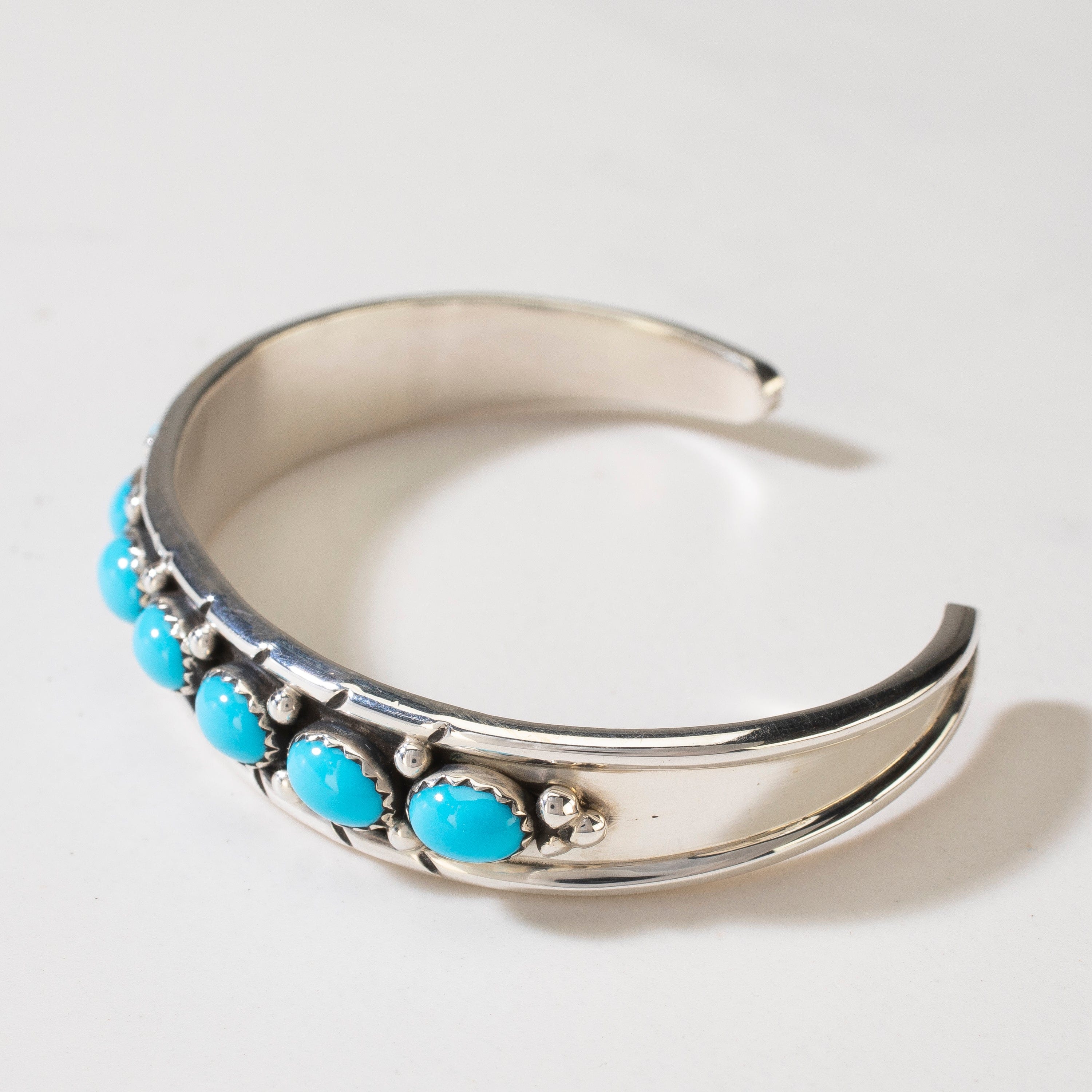 Kalifano Native American Jewelry Russell Sam Sleeping Beauty Turquoise Navajo USA Native American Made 925 Sterling Silver Cuff NAB900.032