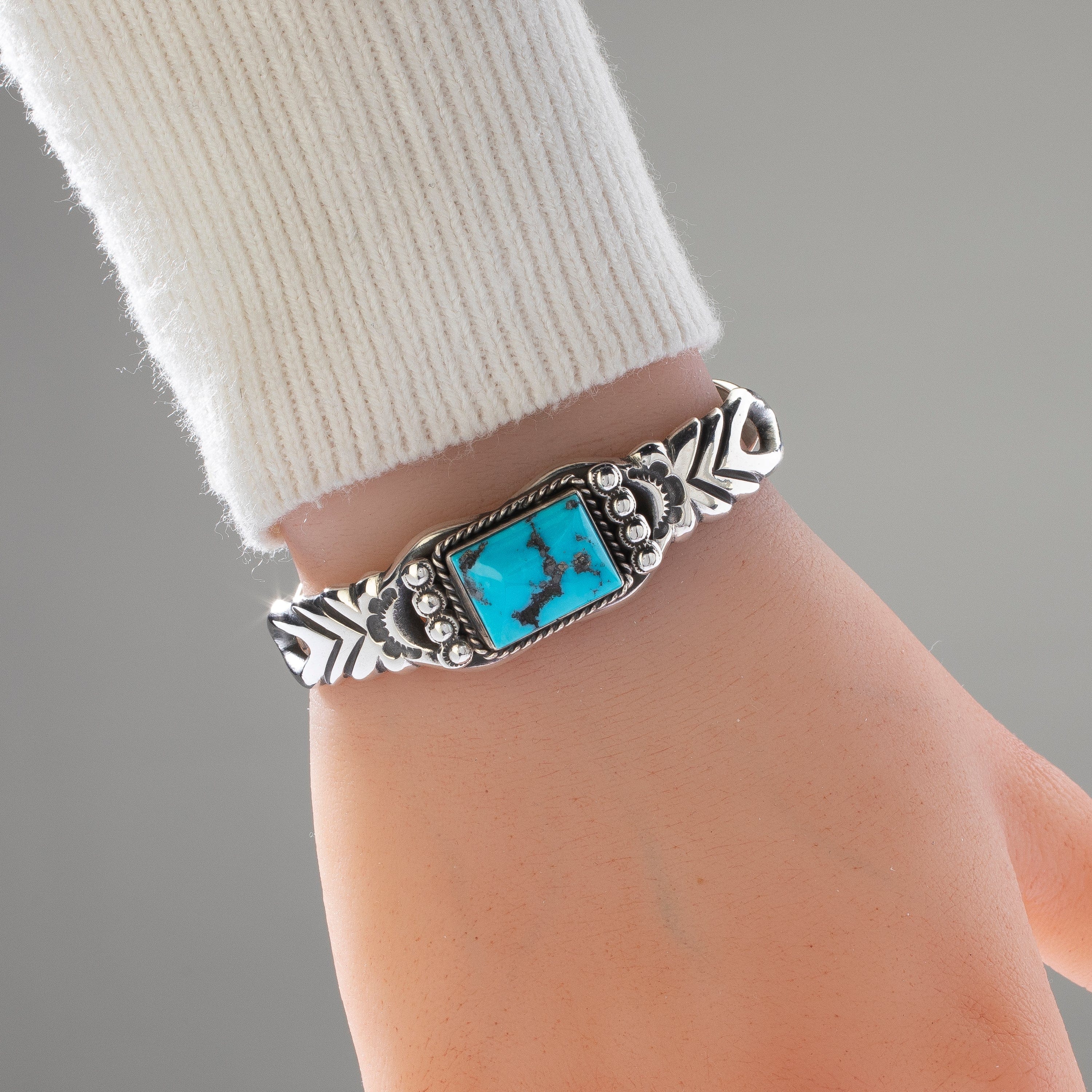 Kalifano Native American Jewelry Sleeping Beauty Turquoise Rectangular Navajo USA Native American Made 925 Sterling Silver Cuff NAB900.028