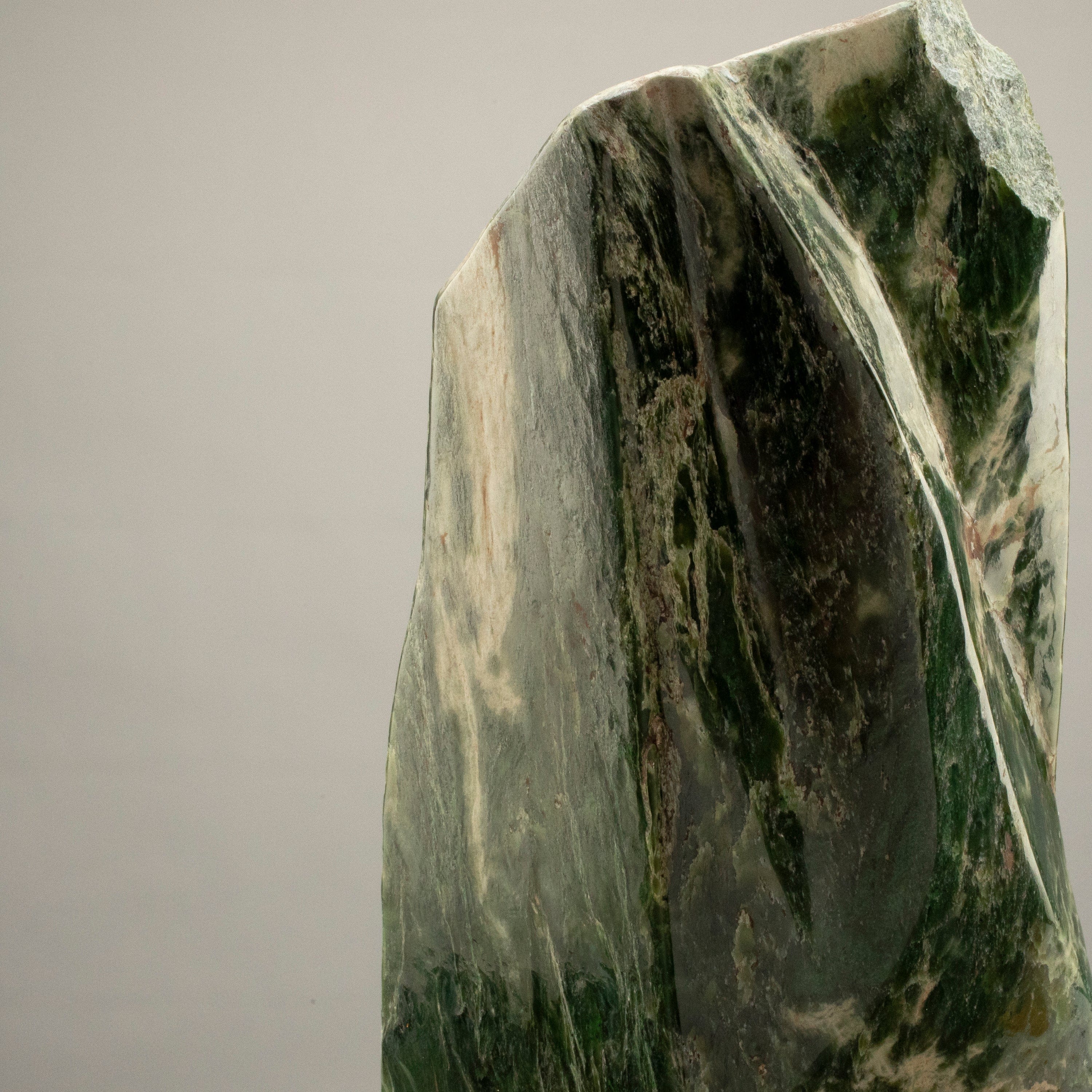 Kalifano Nephrite Jade Freeform Nephrite Jade Tower from Afghanistan - 22" / 37 lbs NJ13300.001