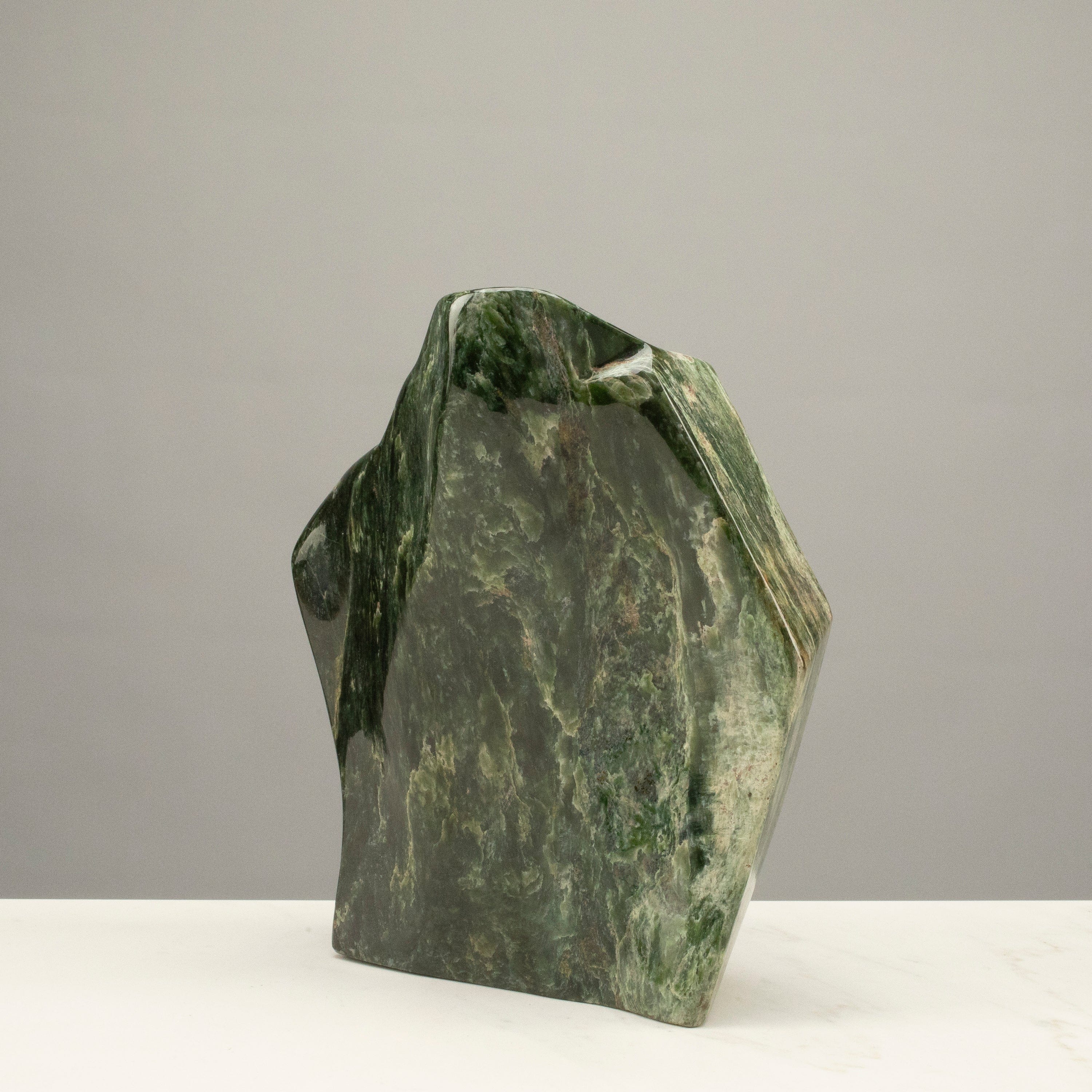 Kalifano Nephrite Jade Freeform Nephrite Jade Tower from Afghanistan - 9.5" / 11 lbs NJ4100.001