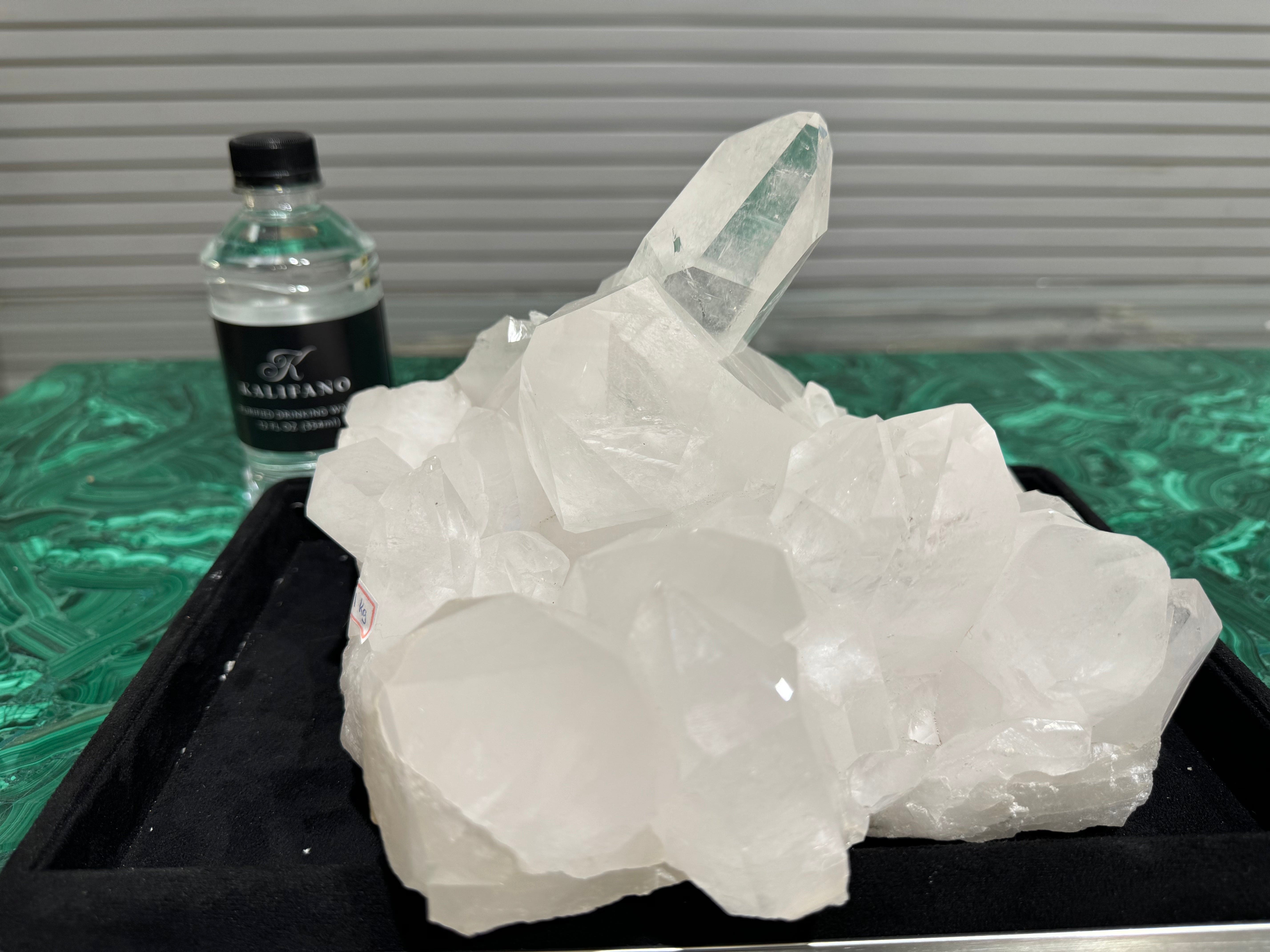 Kalifano Quartz Natural Clear Quartz Cluster 8.5" (AA800.003 -- 216mm W x 146mm H (203mm L) QC8000.003