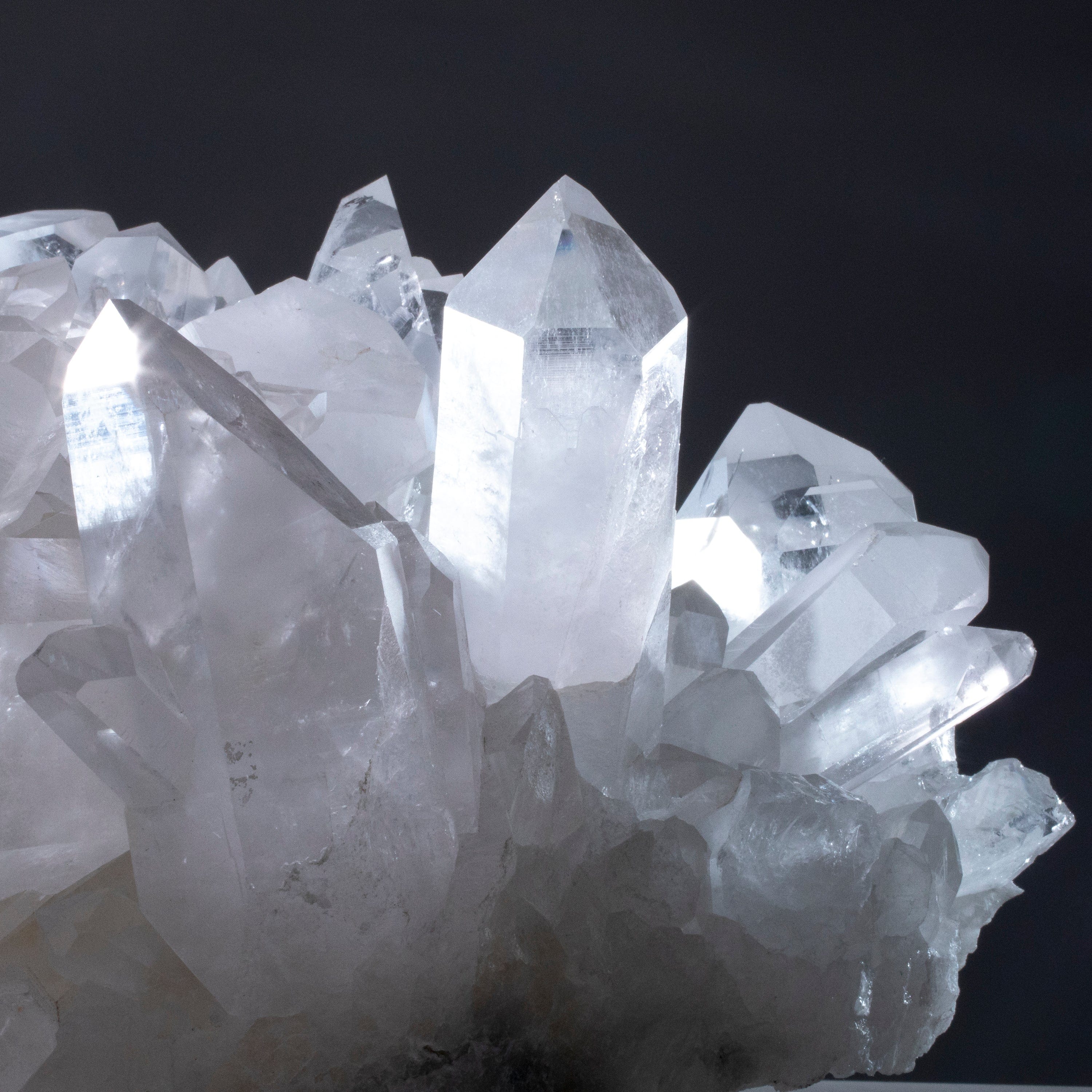 Kalifano Quartz Natural Clear Quartz Cluster Specimen 20" / 64 lbs QC36000.003