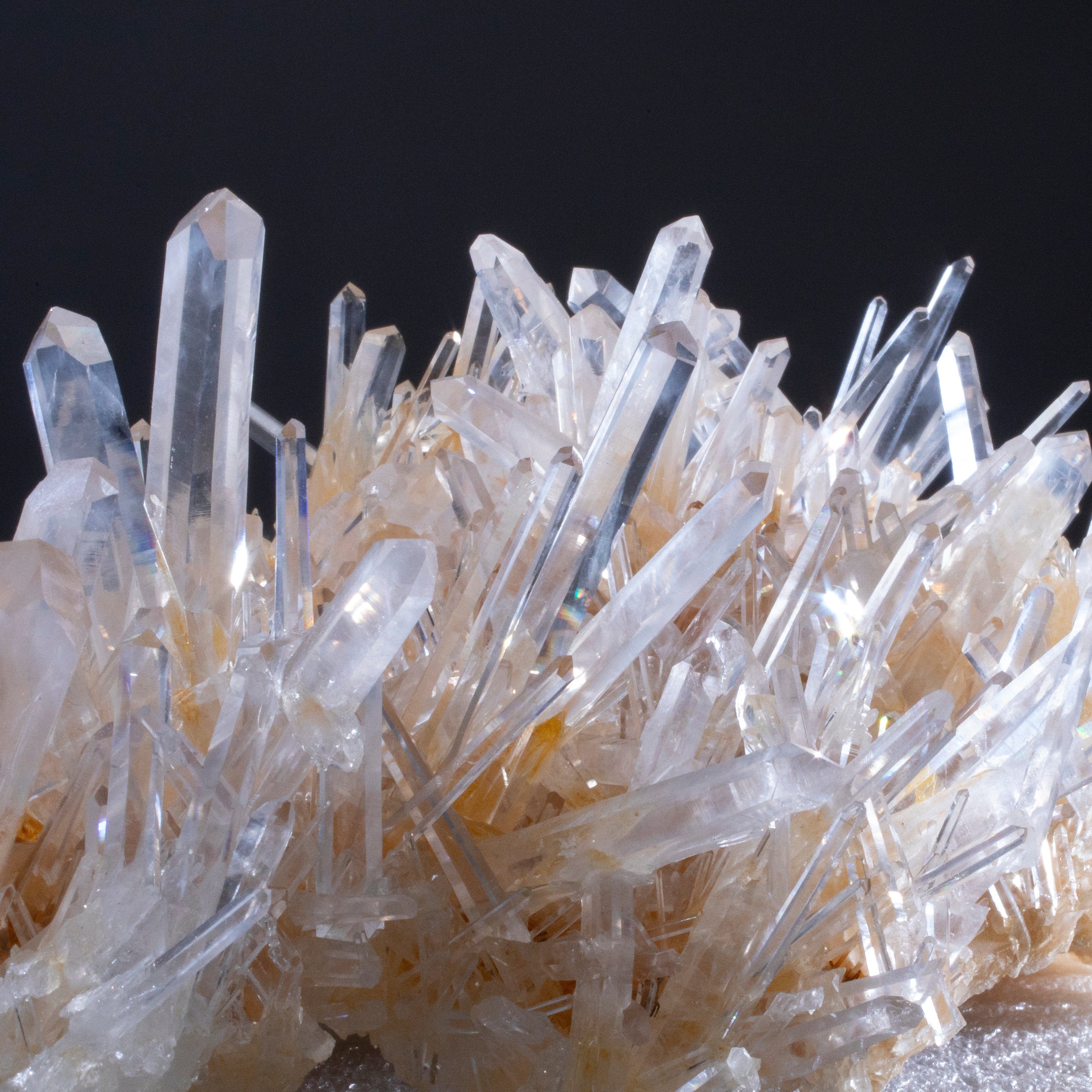 Kalifano Quartz Natural Mango Quartz Cluster Specimen 12" / 4.5 lbs QCM70000.001