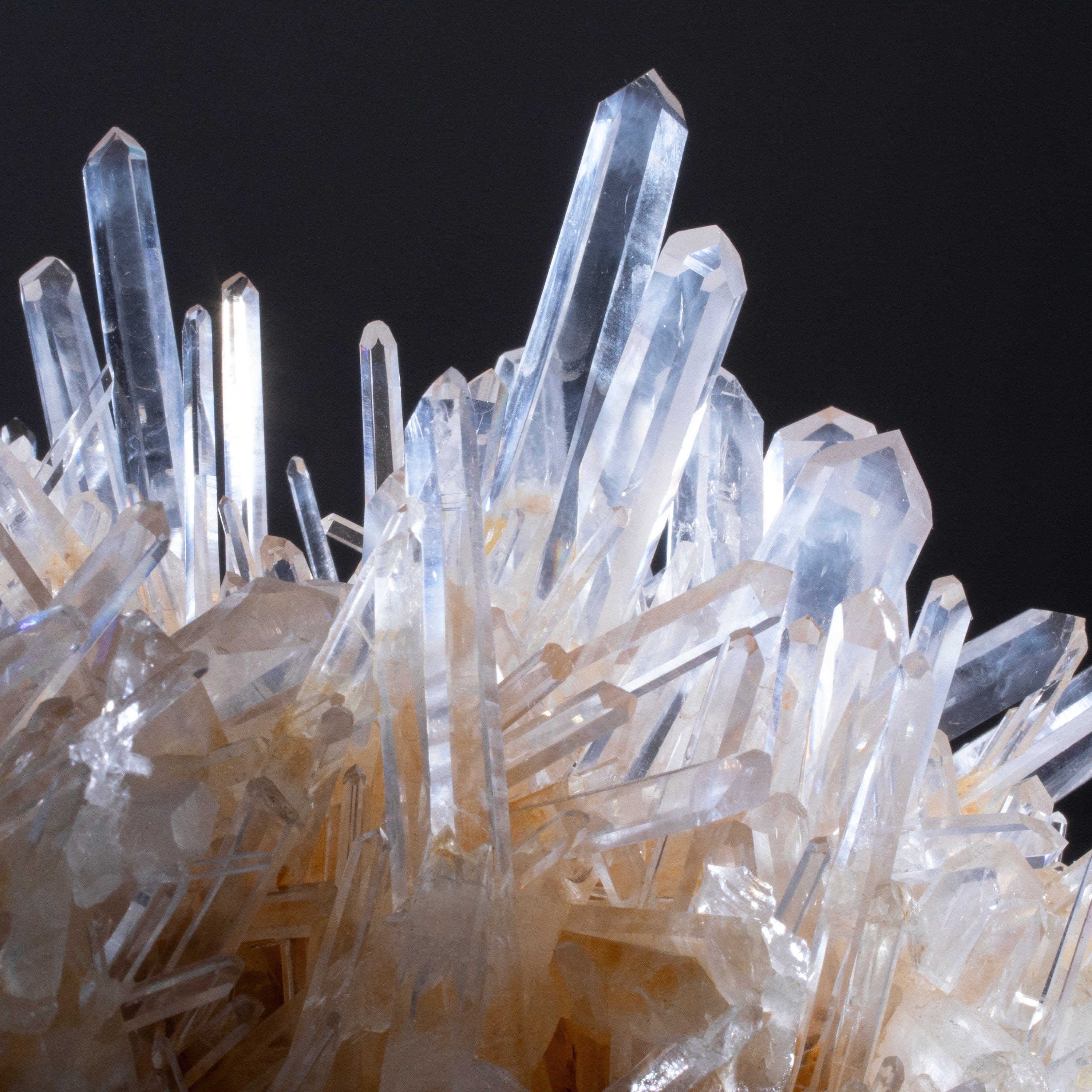Kalifano Quartz Natural Mango Quartz Cluster Specimen 12" / 4.5 lbs QCM70000.001