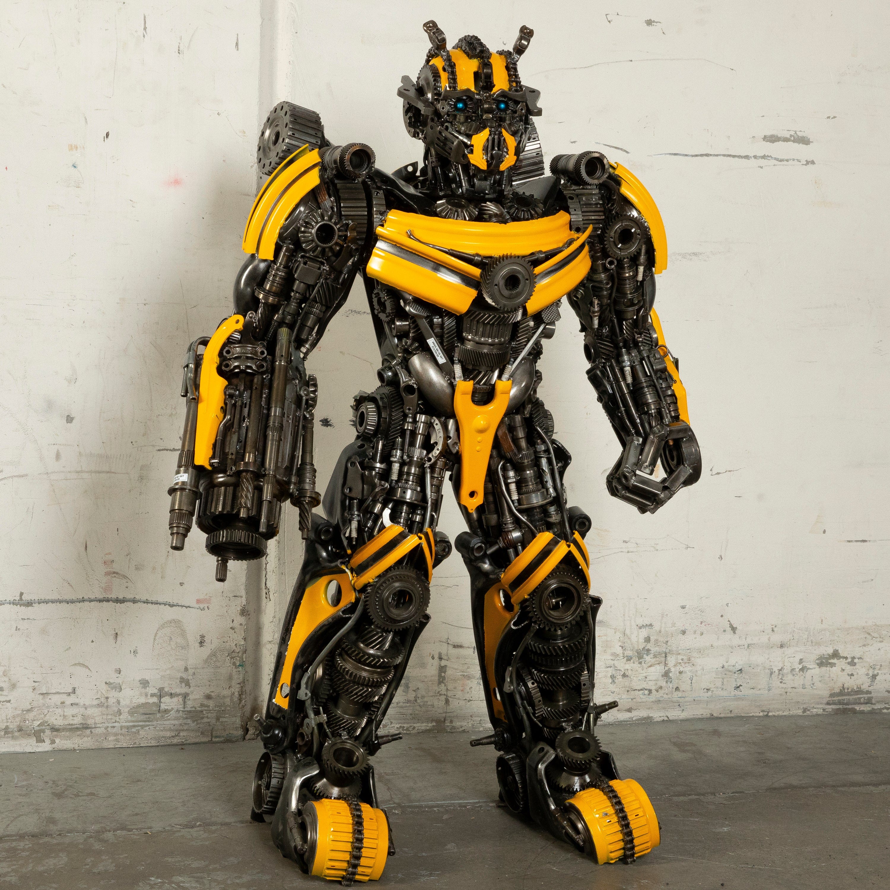 Kalifano Recycled Metal Art 55" Bumblebee Inspired Recycled Metal Art Sculpture RMS-BB140-S07