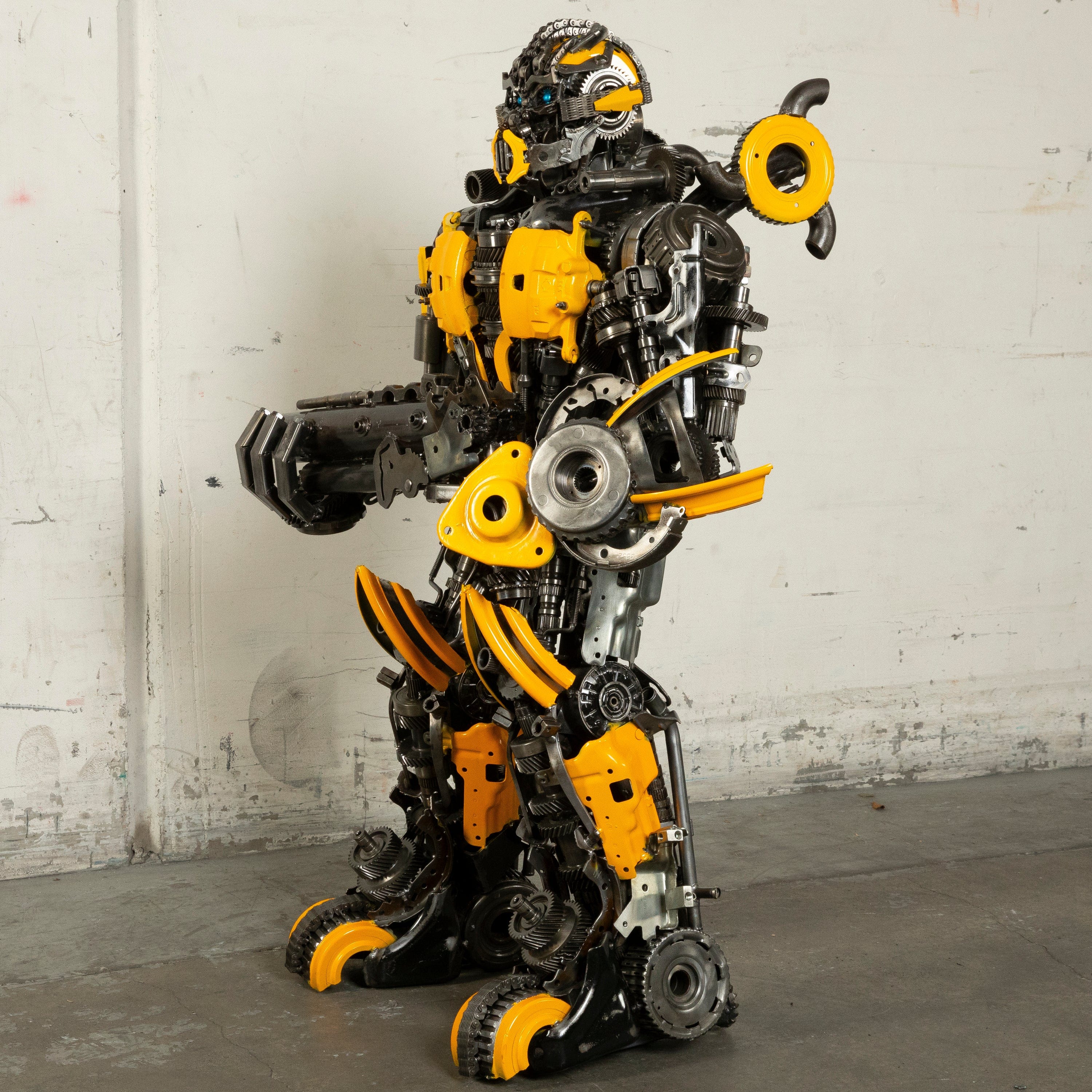 Kalifano Recycled Metal Art 55" Bumblebee Inspired Recycled Metal Art Sculpture RMS-BB140-S09