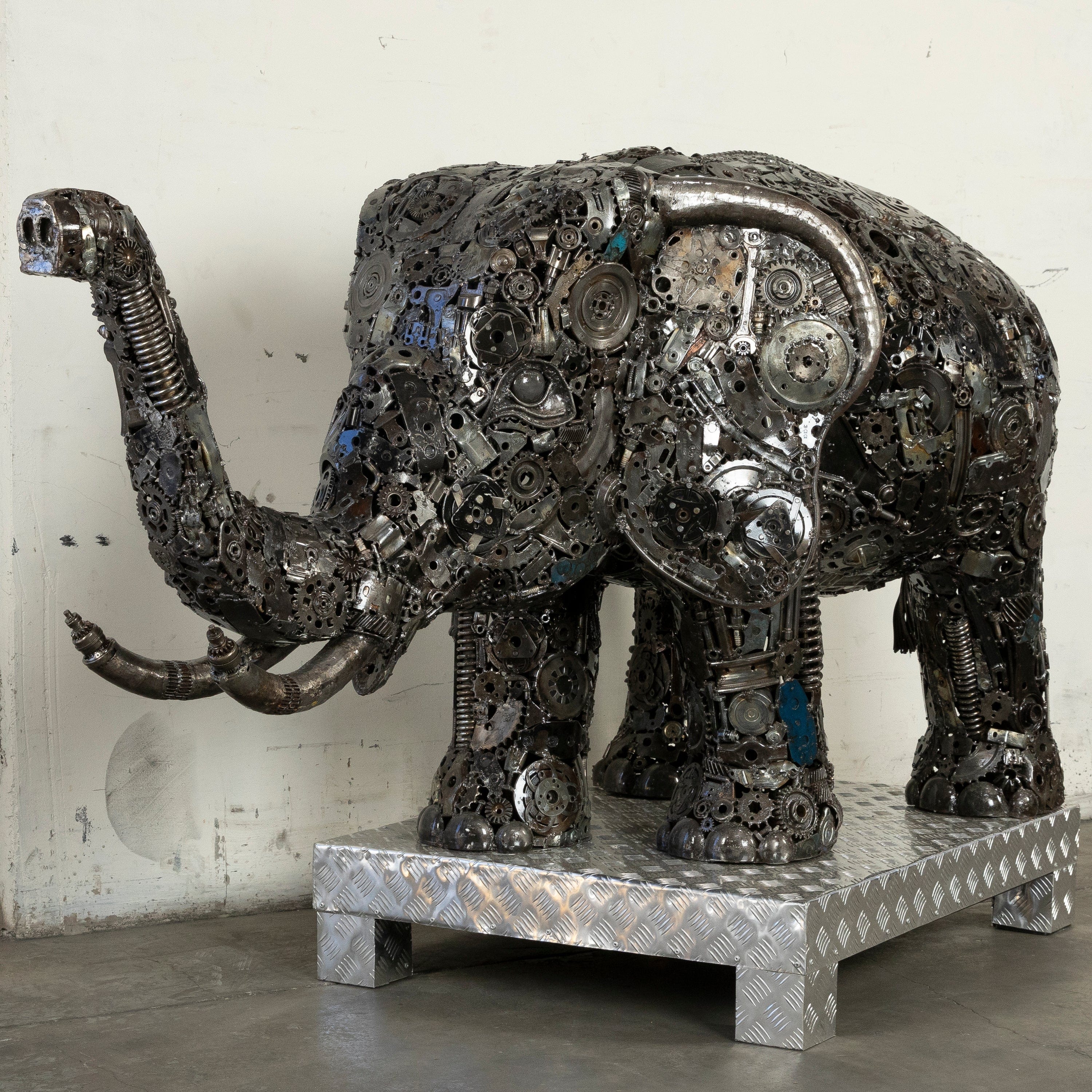 Kalifano Recycled Metal Art 60" Elephant Inspired Recycled Metal Sculpture RMS-ELE150-N