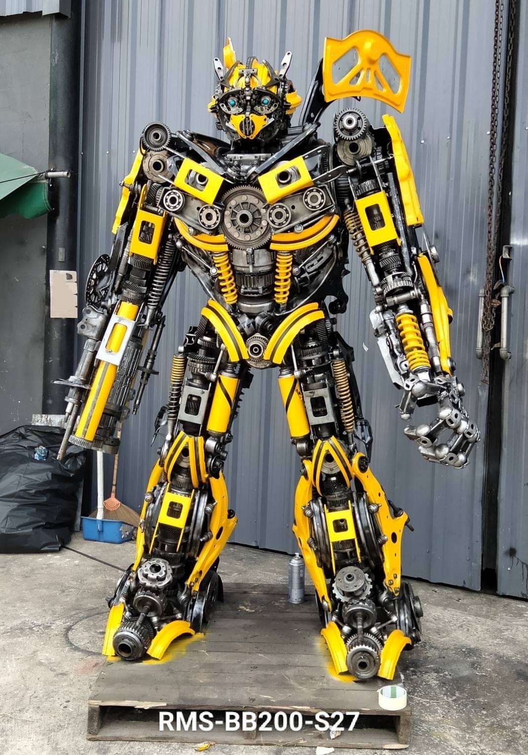 Kalifano Recycled Metal Art 79" Bumblebee Inspired Recycled Metal Art Sculpture RMS-BB200-S27