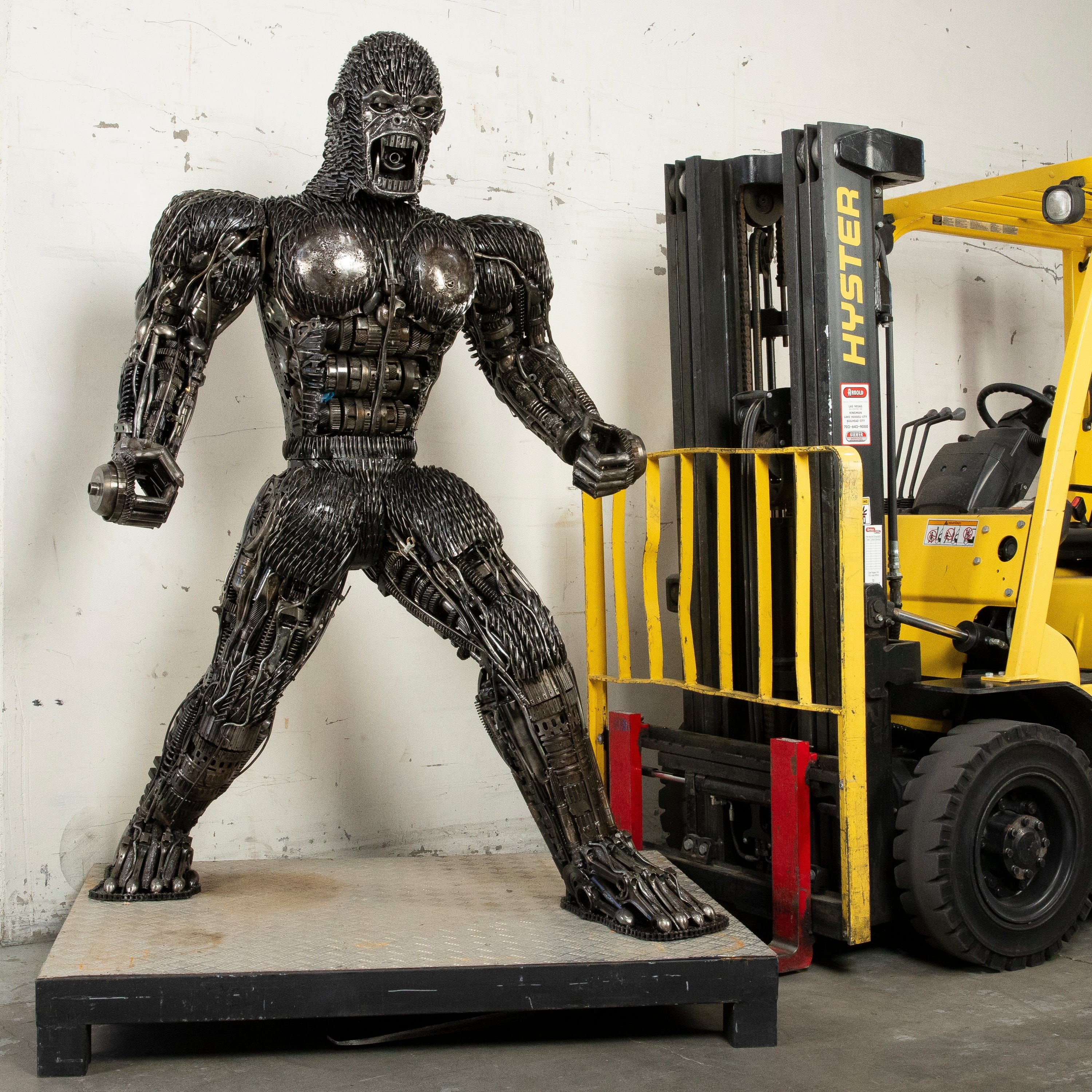 Kalifano Recycled Metal Art 79" King Kong Inspired Recycled Metal Art Sculpture RMS-KKONG200-S01