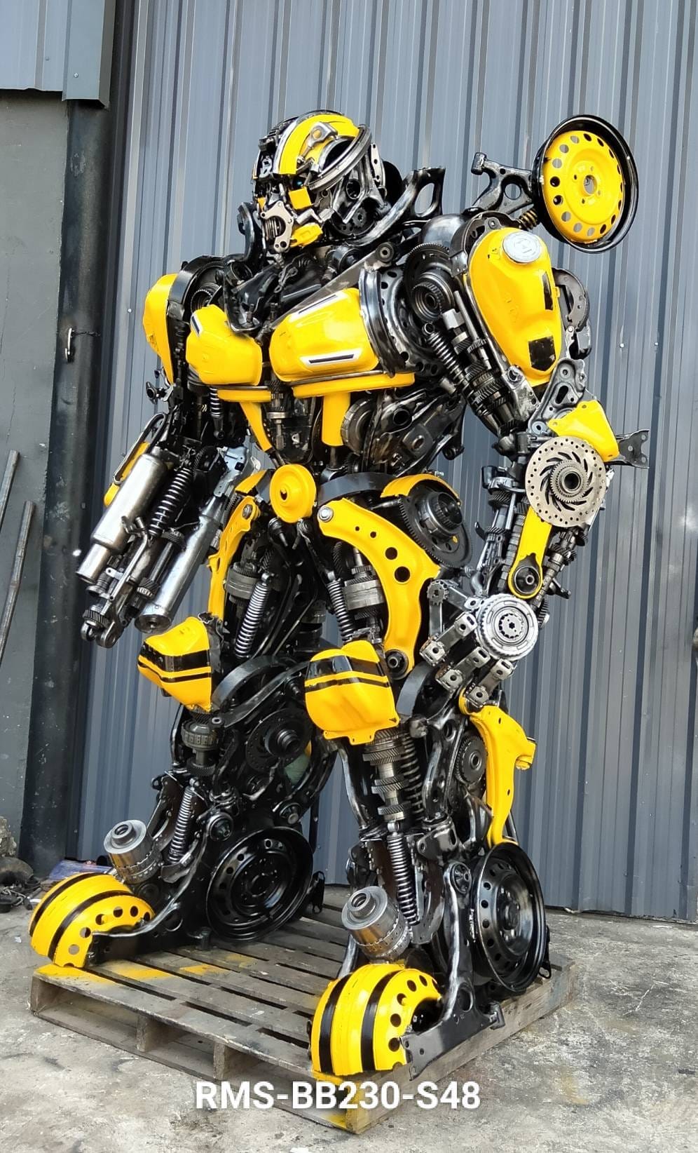 Kalifano Recycled Metal Art 91" Bumblebee Inspired Recycled Metal Art Sculpture RMS-BB230-S48